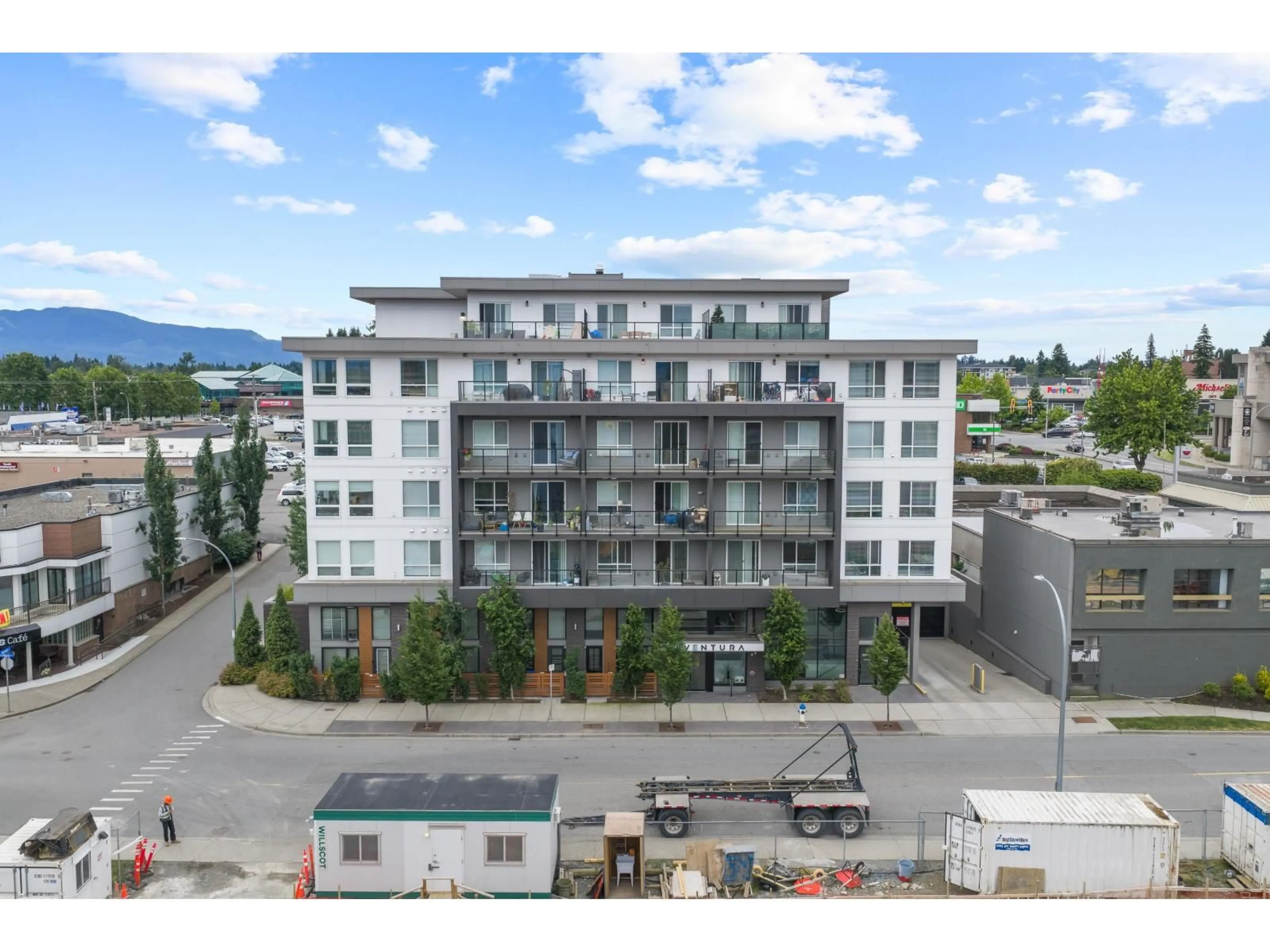 A pic from outside/outdoor area/front of a property/back of a property/a pic from drone, unknown for 509 - 32838 VENTURA AVENUE, Abbotsford British Columbia V2S0M5