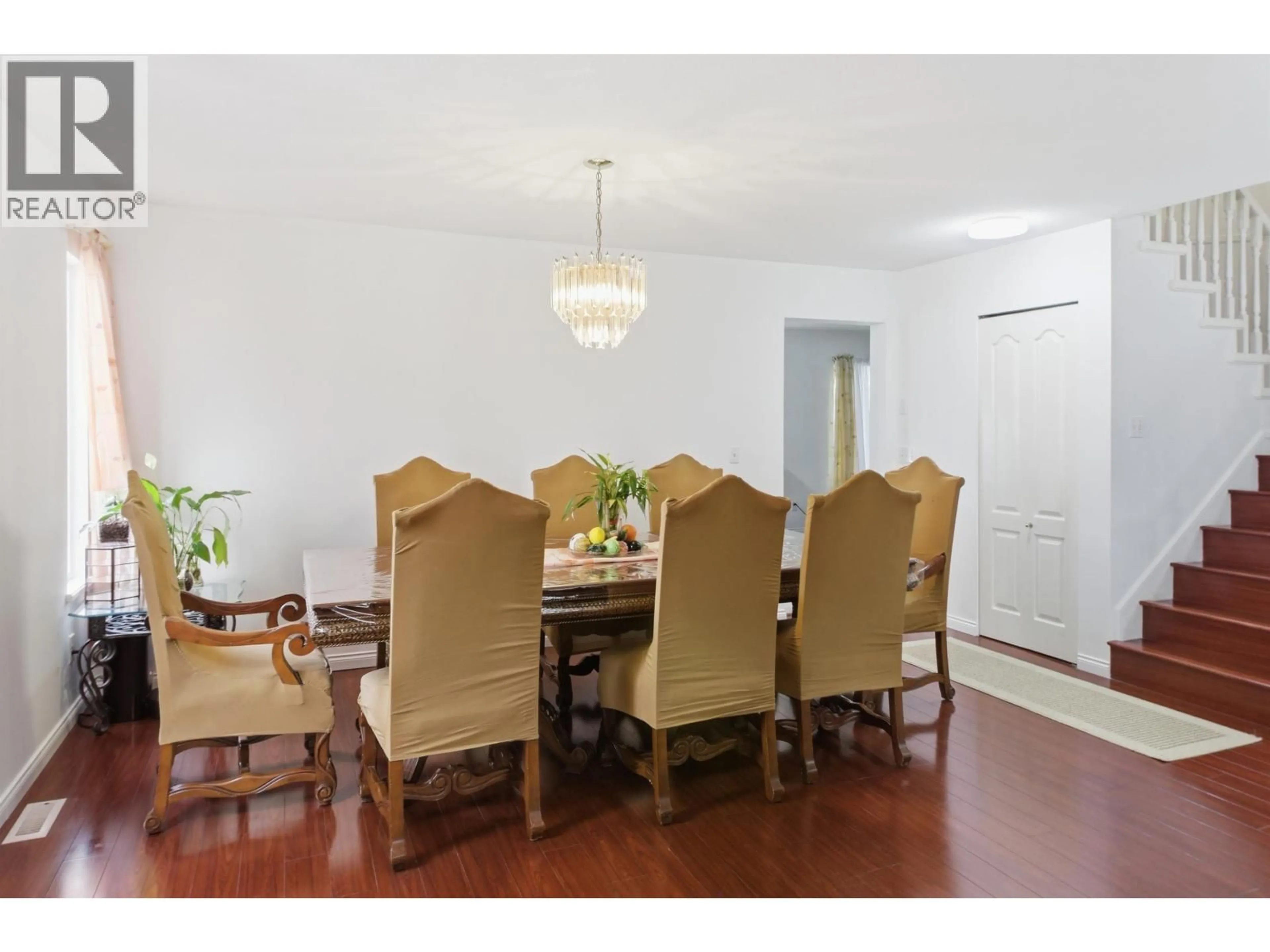 Dining room, wood/laminate floor for 5260 OLIVER DRIVE, Richmond British Columbia V6V2S7