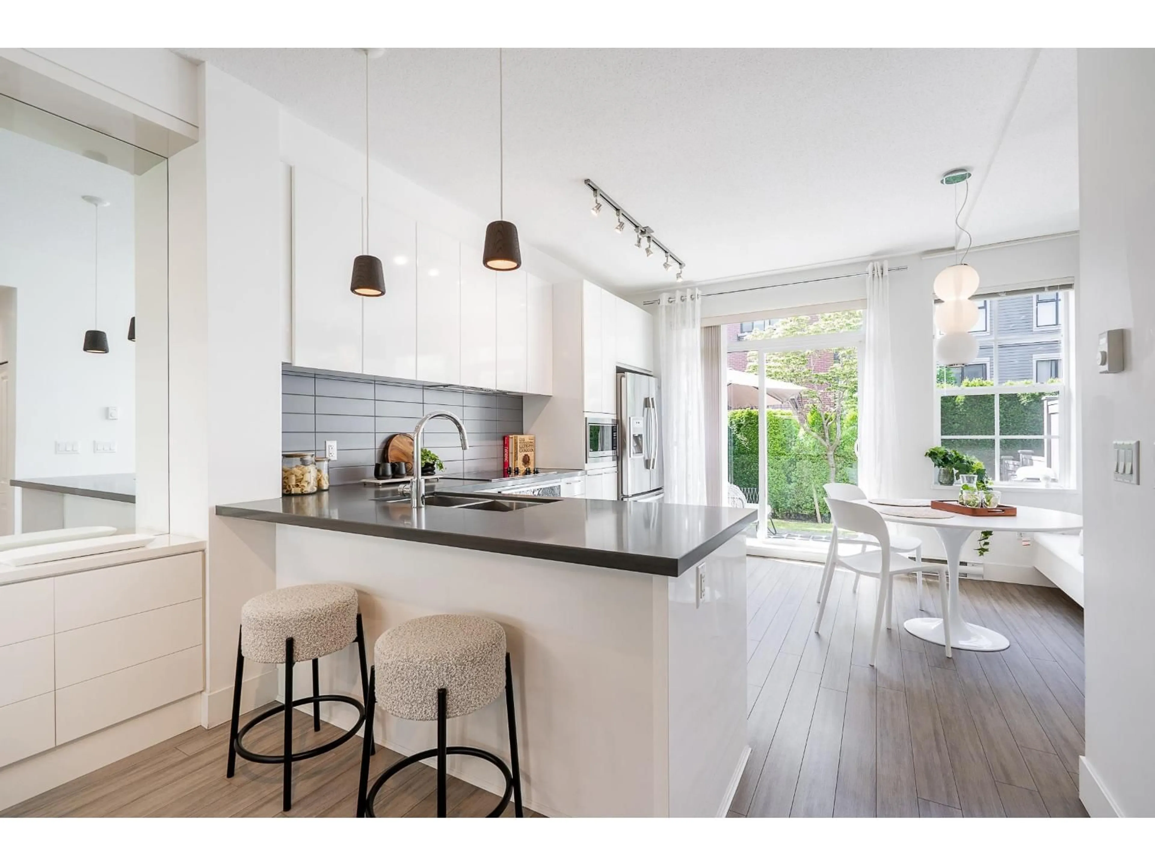Open concept kitchen, unknown for 39 - 3399 151 STREET, Surrey British Columbia V3Z0L3