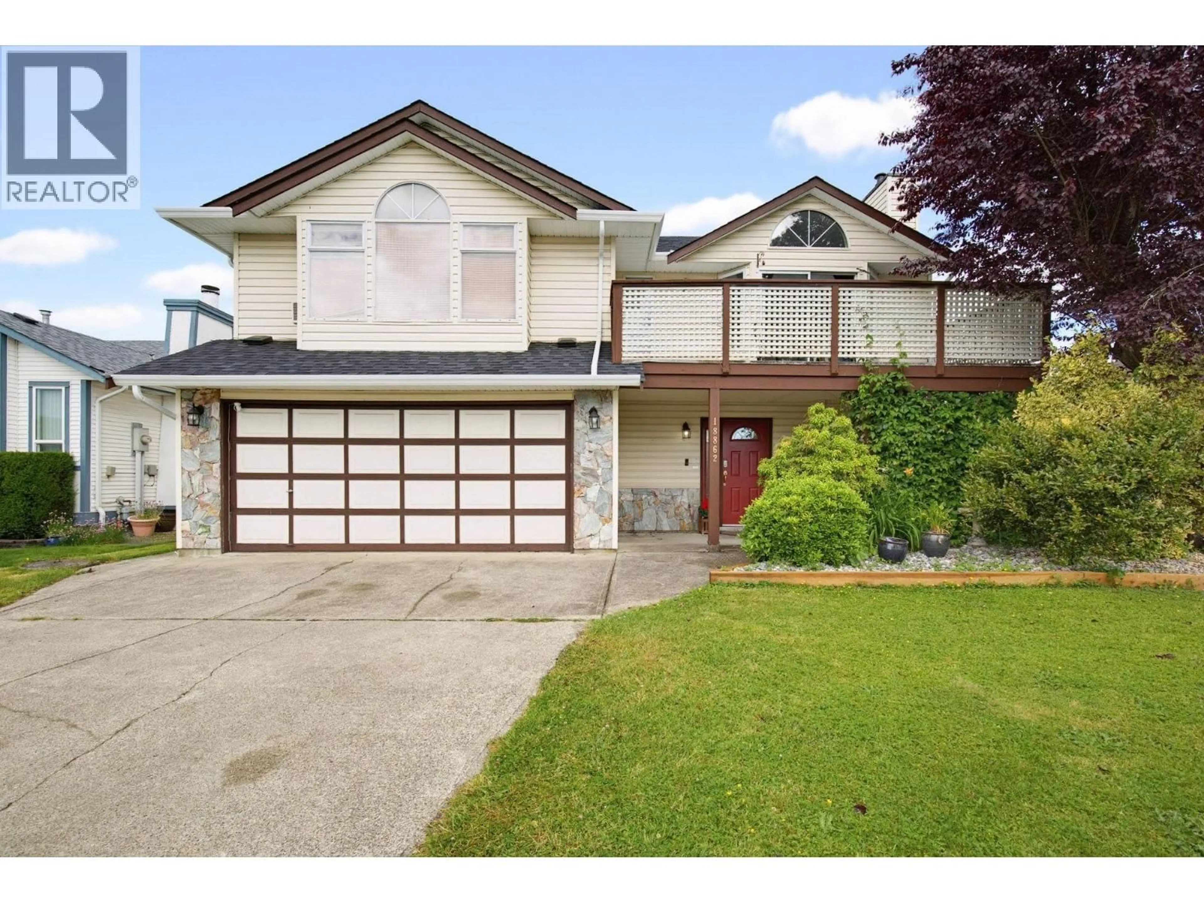 Home with vinyl exterior material, street for 18862 CHARNLEY COURT, Pitt Meadows British Columbia V3Y2K7