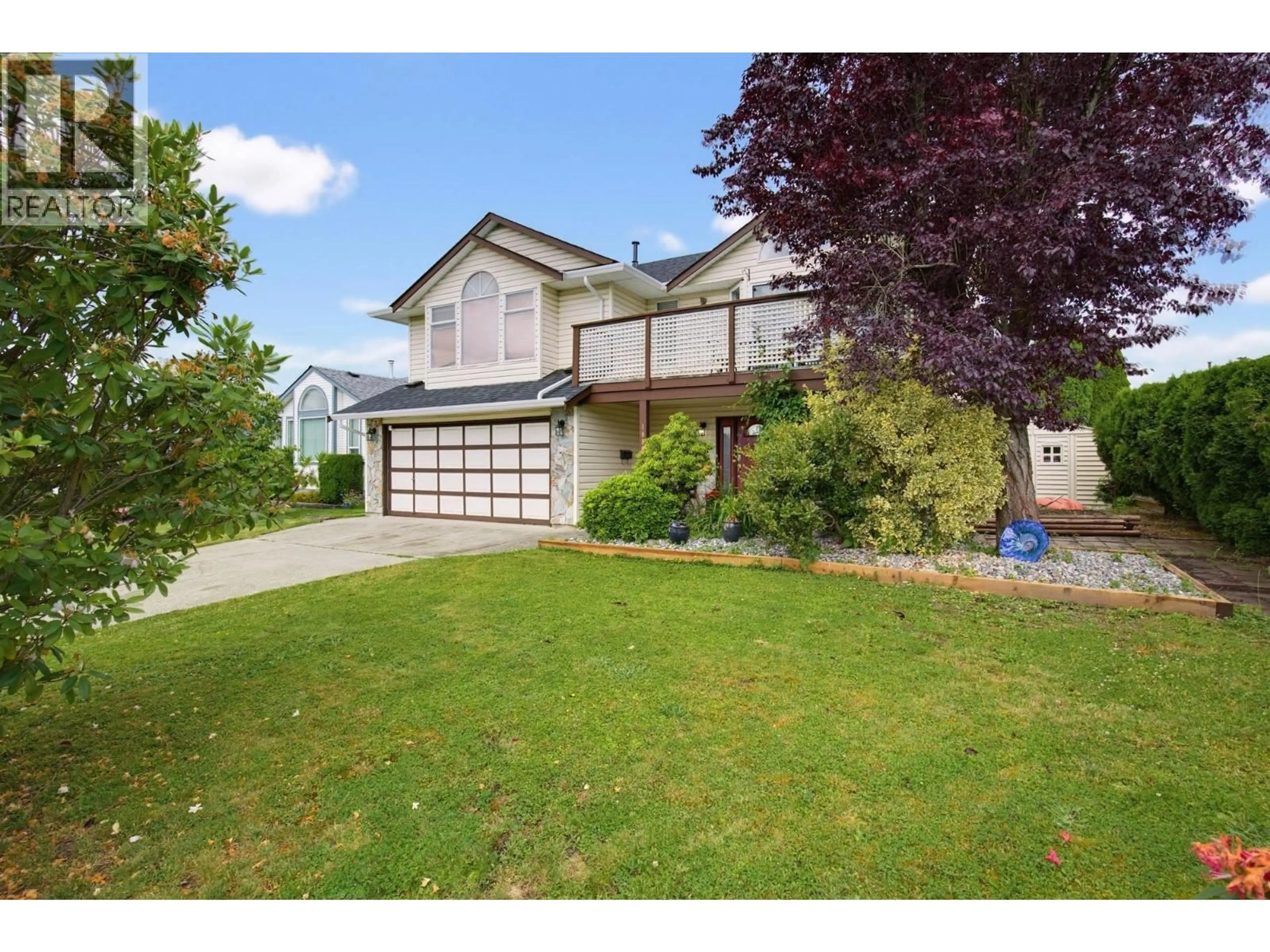A pic from outside/outdoor area/front of a property/back of a property/a pic from drone, street for 18862 CHARNLEY COURT, Pitt Meadows British Columbia V3Y2K7