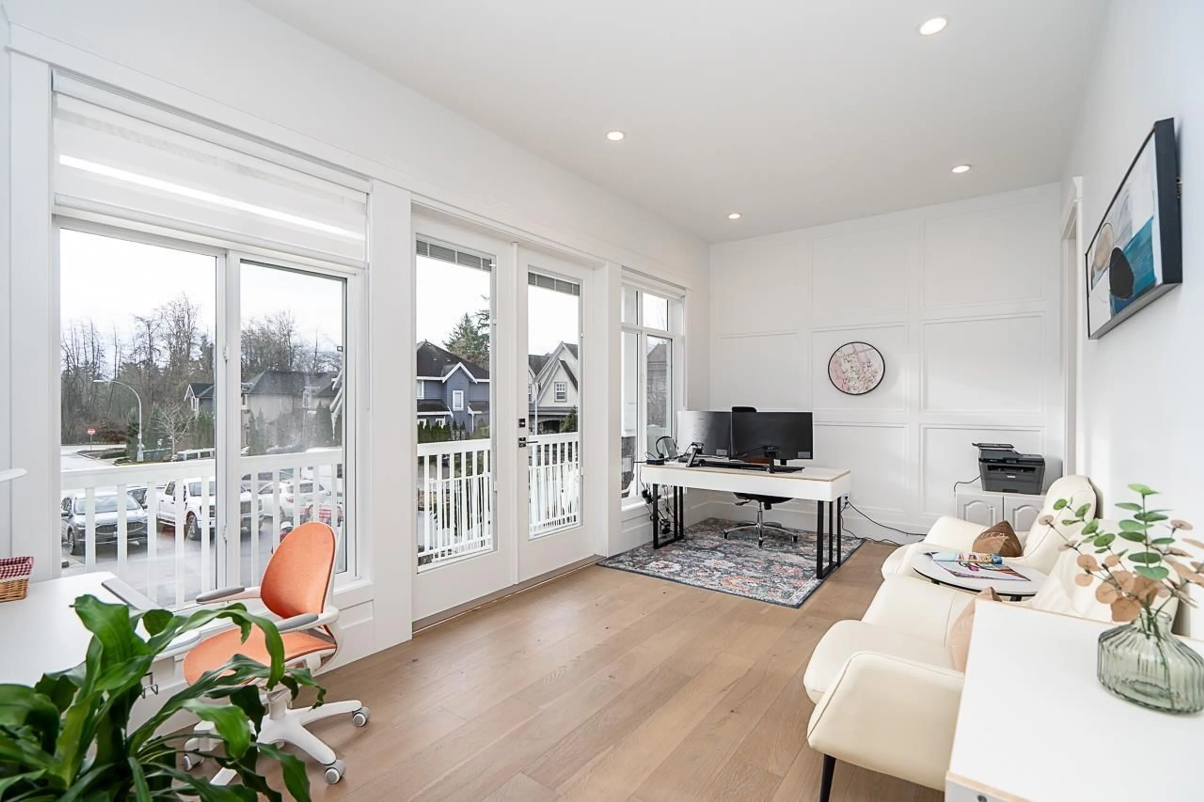 Living room with furniture, wood/laminate floor for 878 163A STREET, Surrey British Columbia V4A0B3