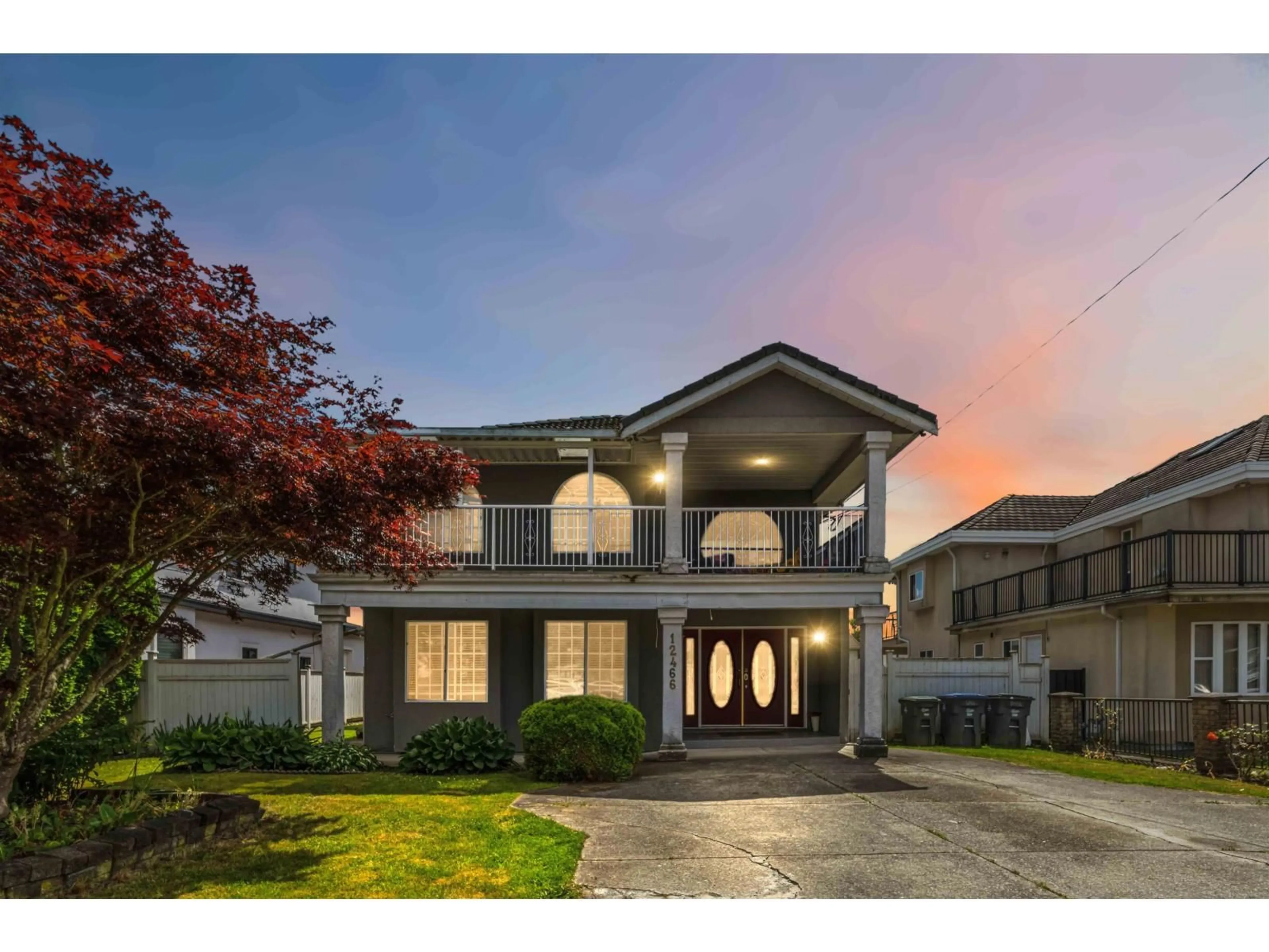 Home with vinyl exterior material, street for 12466 76 AVENUE, Surrey British Columbia V3W2T5