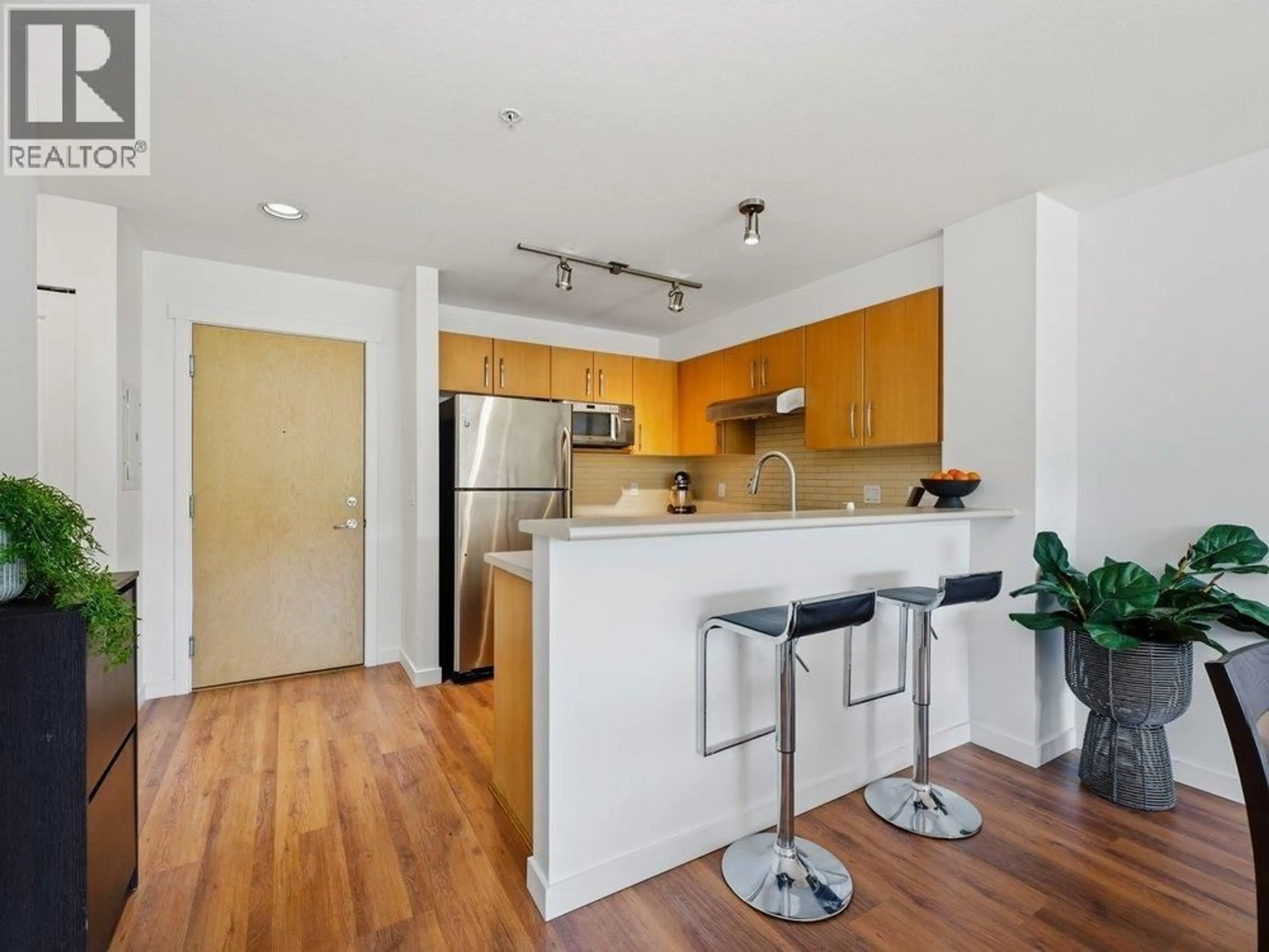 Standard kitchen, wood/laminate floor for 311 - 300 KLAHANIE DRIVE, Port Moody British Columbia V3H5K8