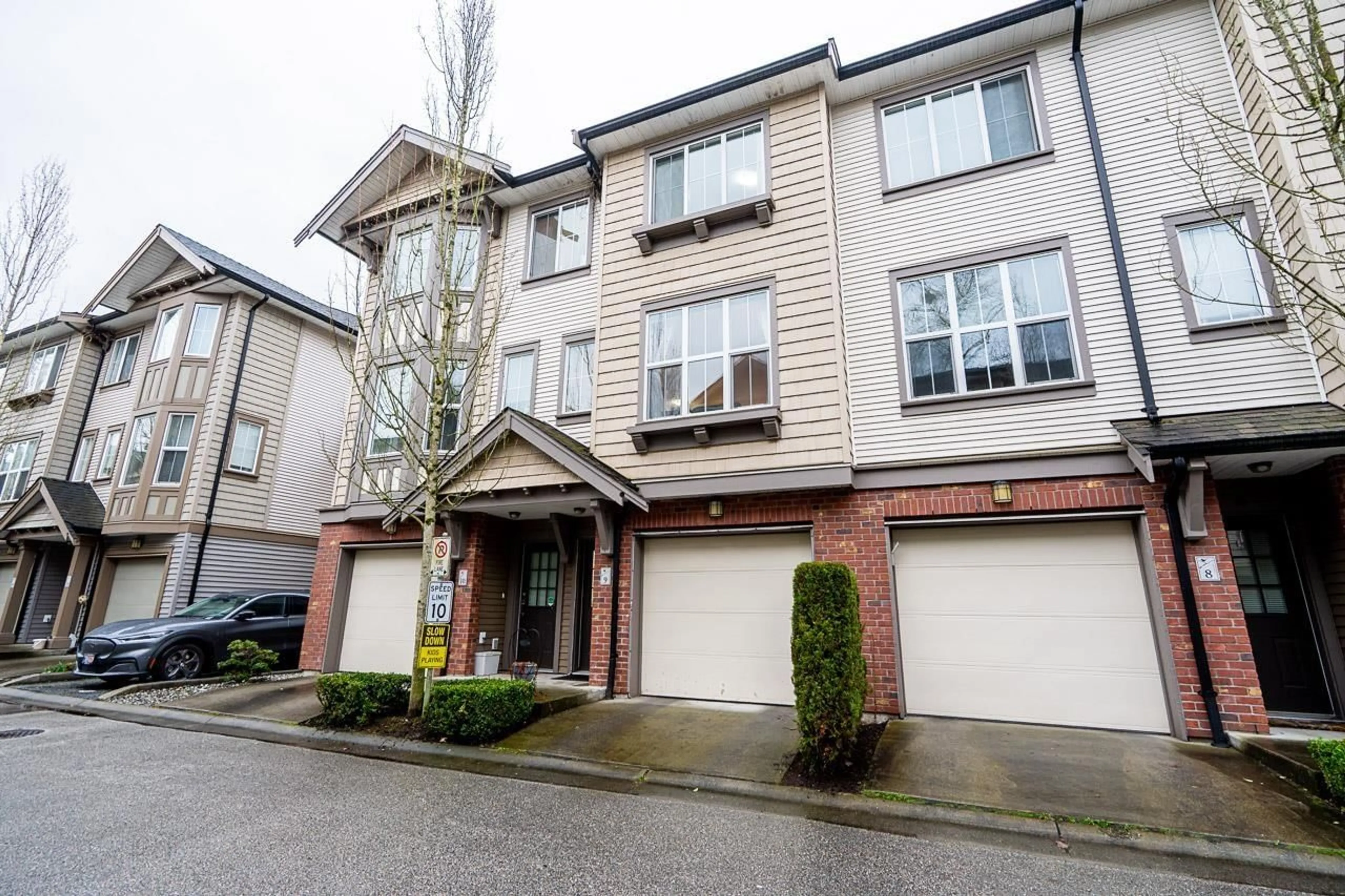 Unknown for 9 - 14838 61 AVENUE, Surrey British Columbia V3S2P3