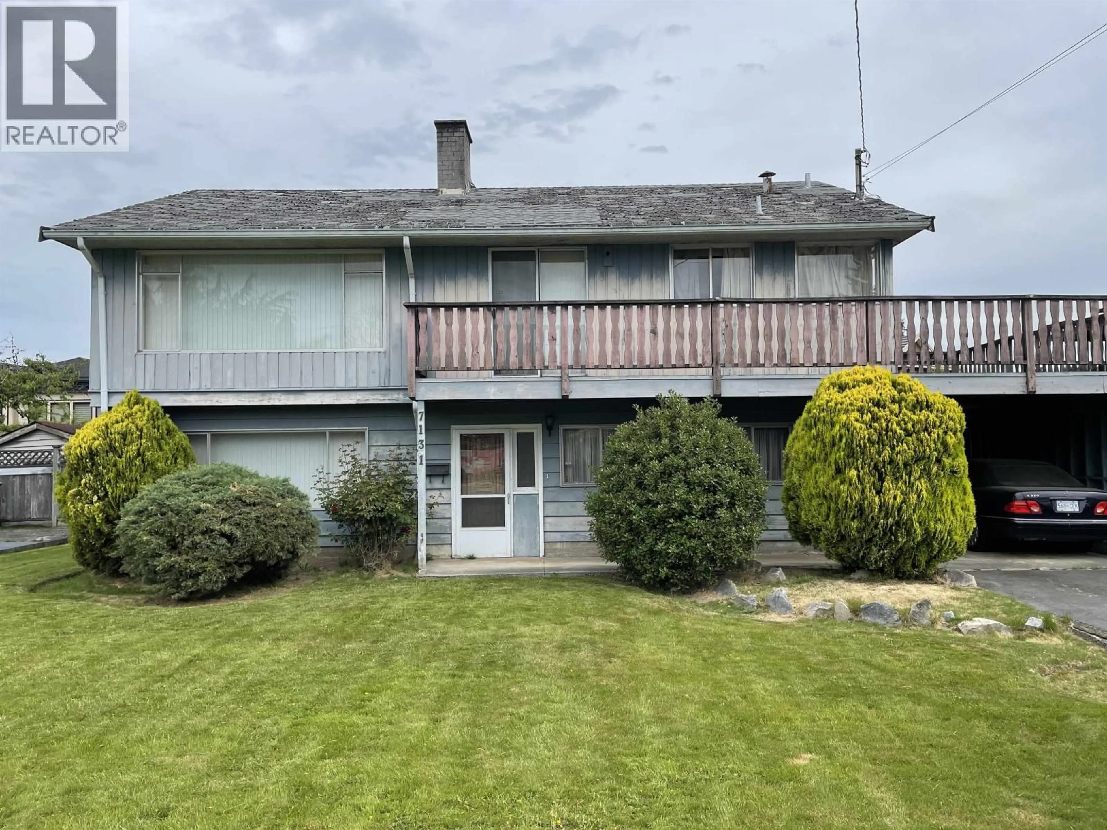A pic from outside/outdoor area/front of a property/back of a property/a pic from drone, unknown for 7131 WILLIAMS ROAD, Richmond British Columbia V7A1E7