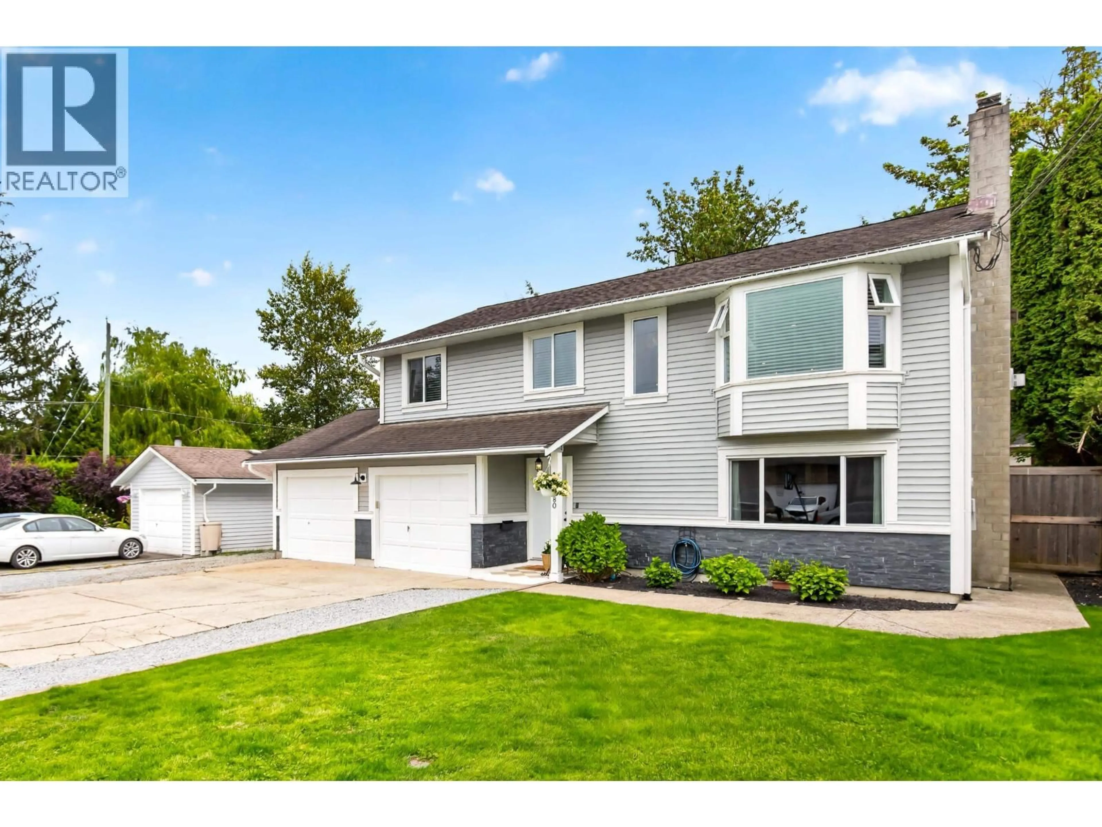 Home with vinyl exterior material, street for 20280 OSPRING STREET, Maple Ridge British Columbia V2X1K4