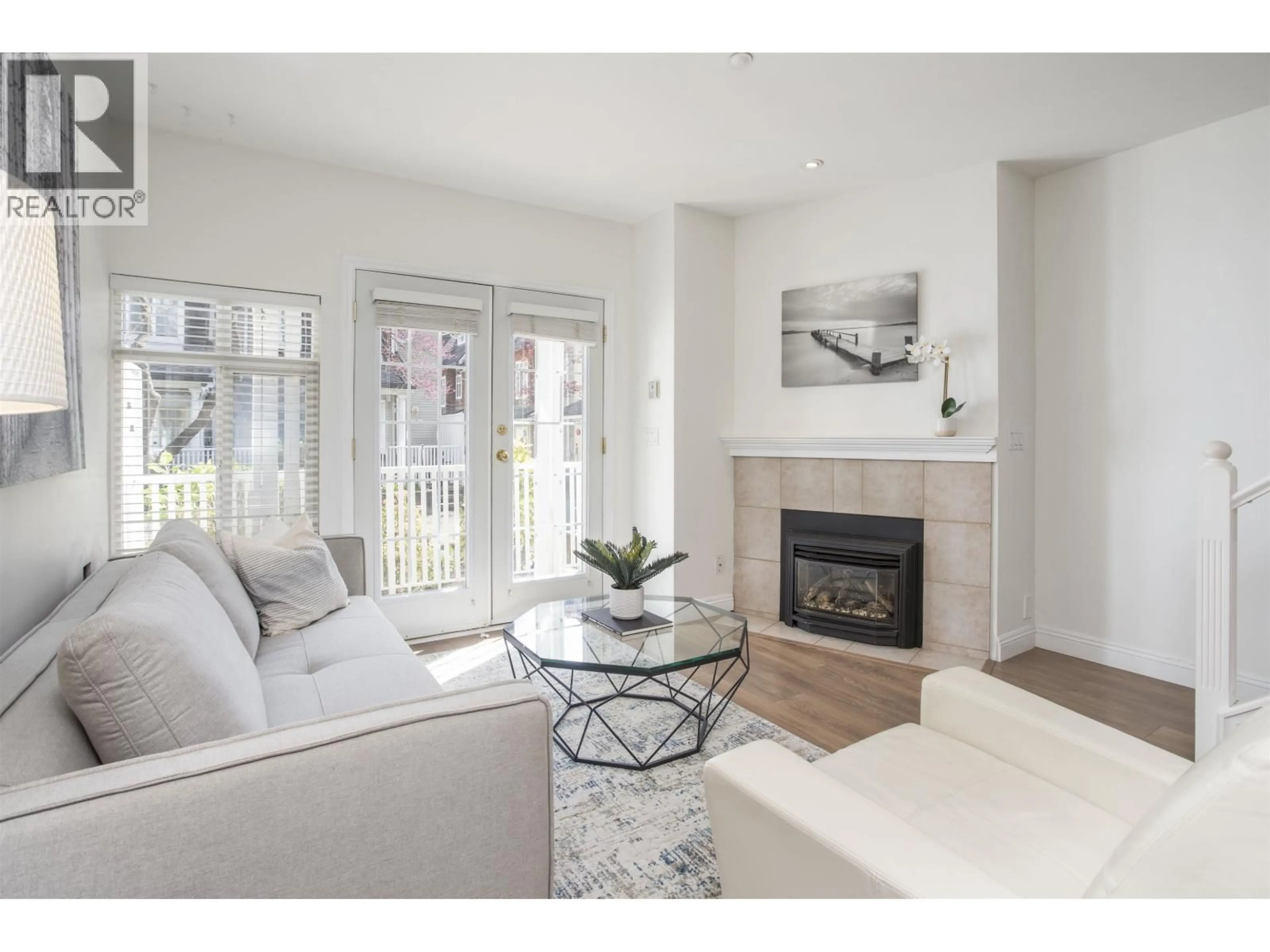 Living room with furniture, unknown for 2836 KENT AVENUE SOUTH, Vancouver British Columbia V5S4T4