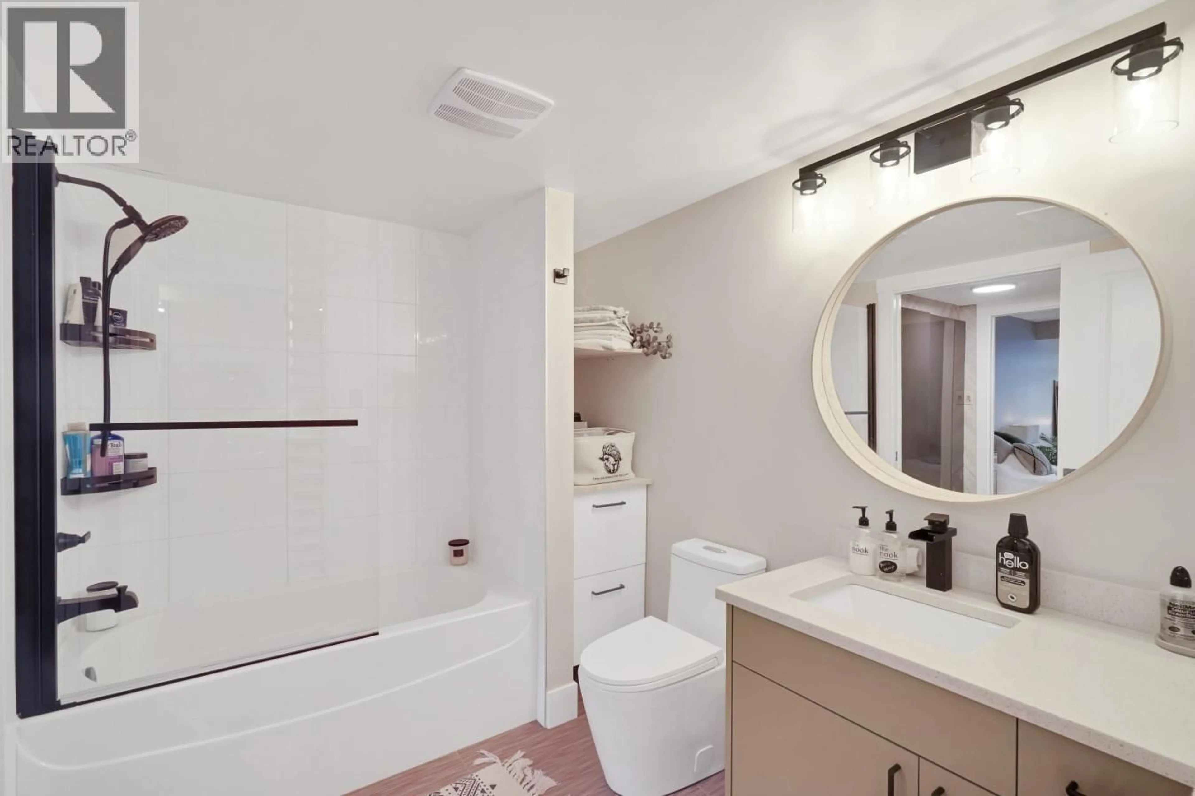Standard bathroom, ceramic/tile floor for 303 - 857 15TH STREET, North Vancouver British Columbia V7P1M5