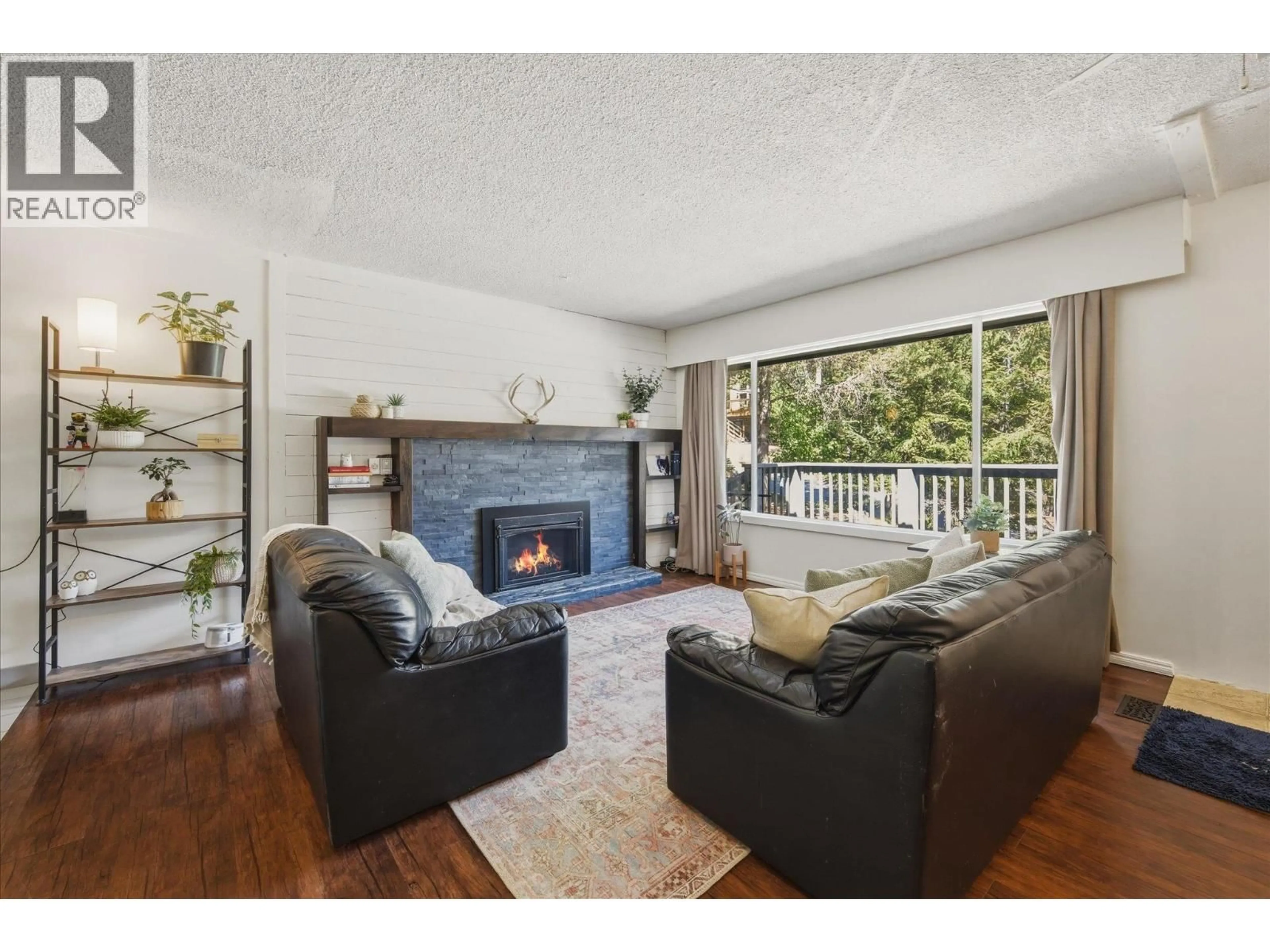 Living room with furniture, wood/laminate floor for 3106 TYROL CRESCENT, Whistler British Columbia V8E0B8