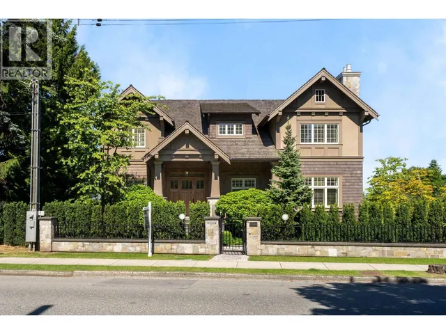 1093 WOLFE AVENUE, Vancouver 3