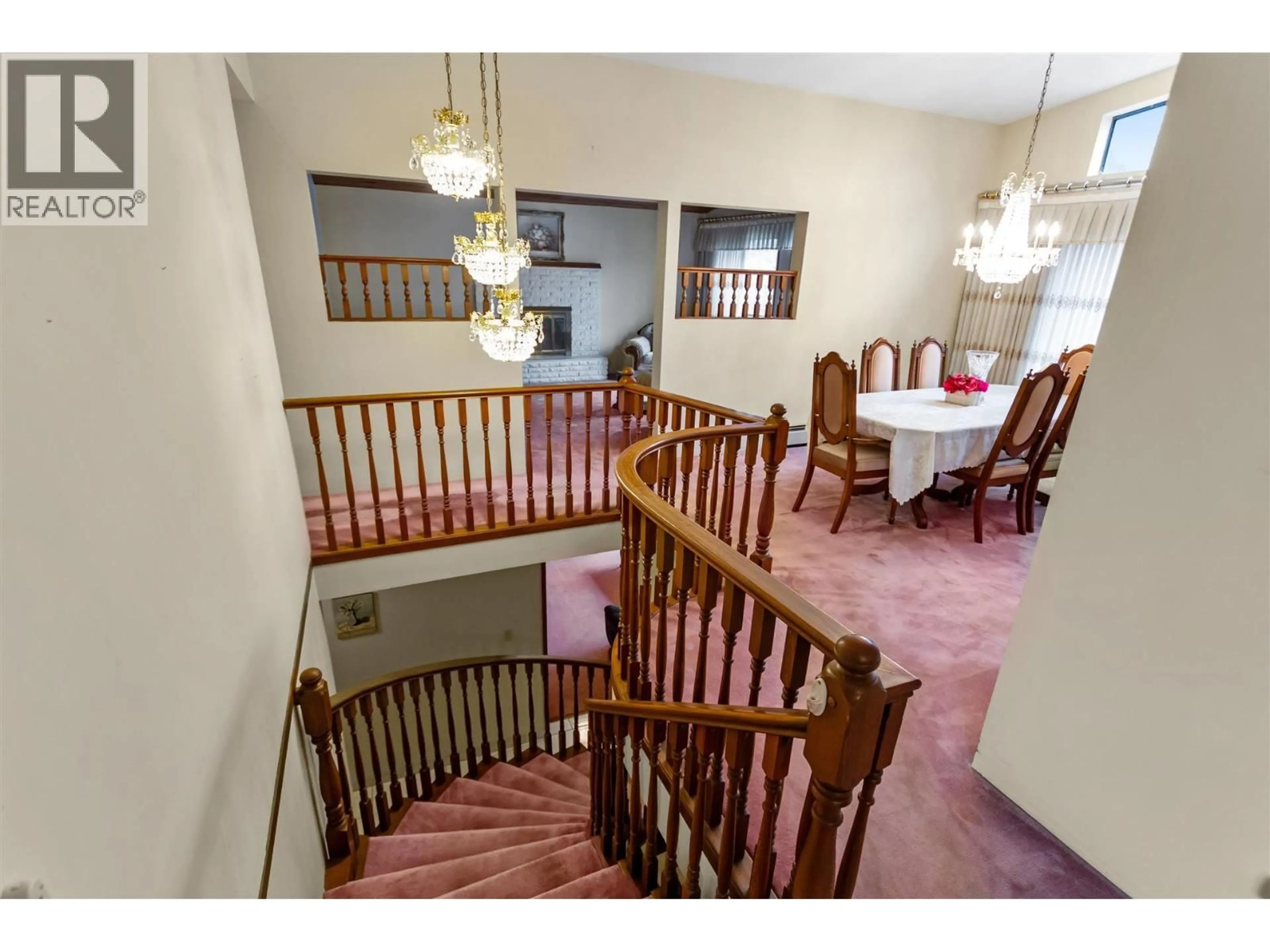 Dining room, unknown for 4958 SIDLEY STREET, Burnaby British Columbia V5J1T5