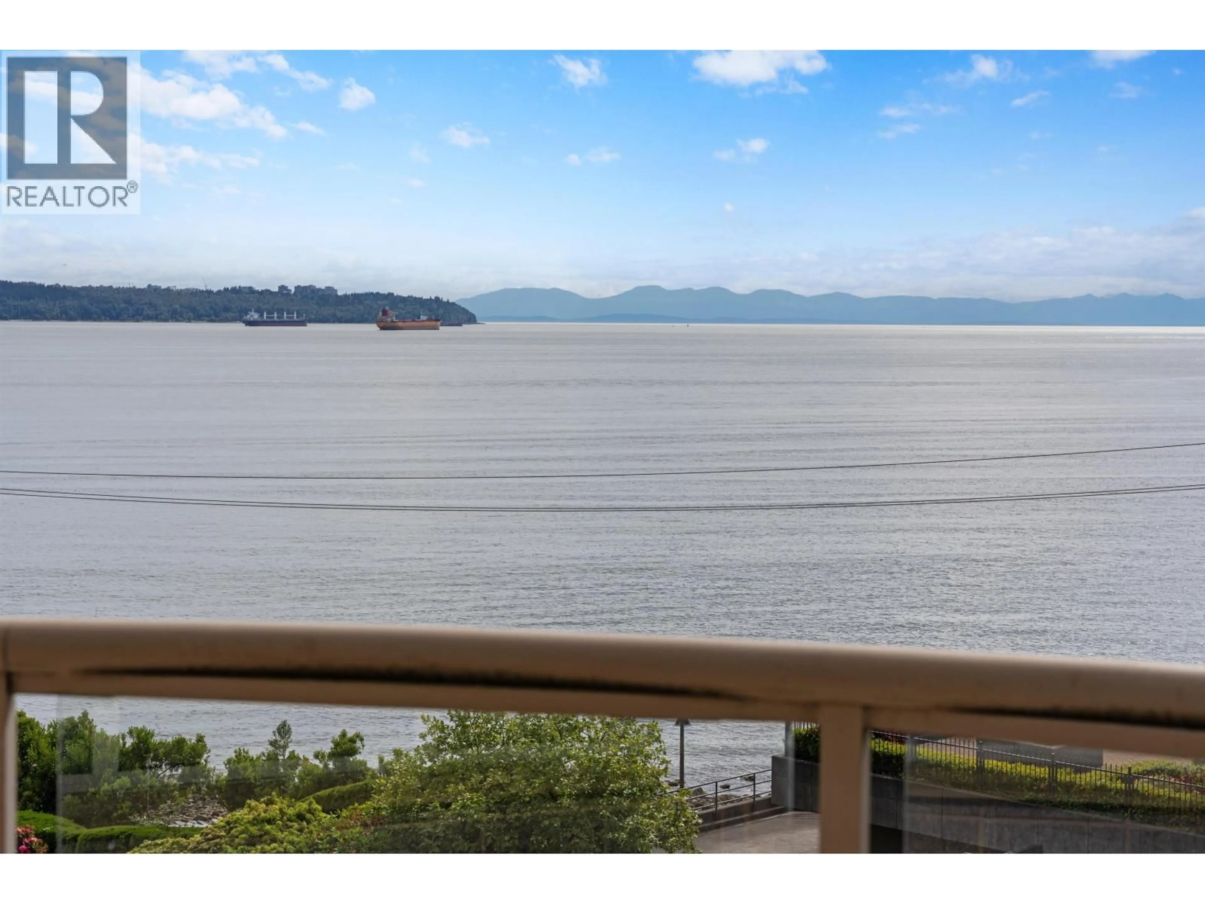 Unknown for 4 - 2243 BELLEVUE AVENUE, West Vancouver British Columbia V7V1C5
