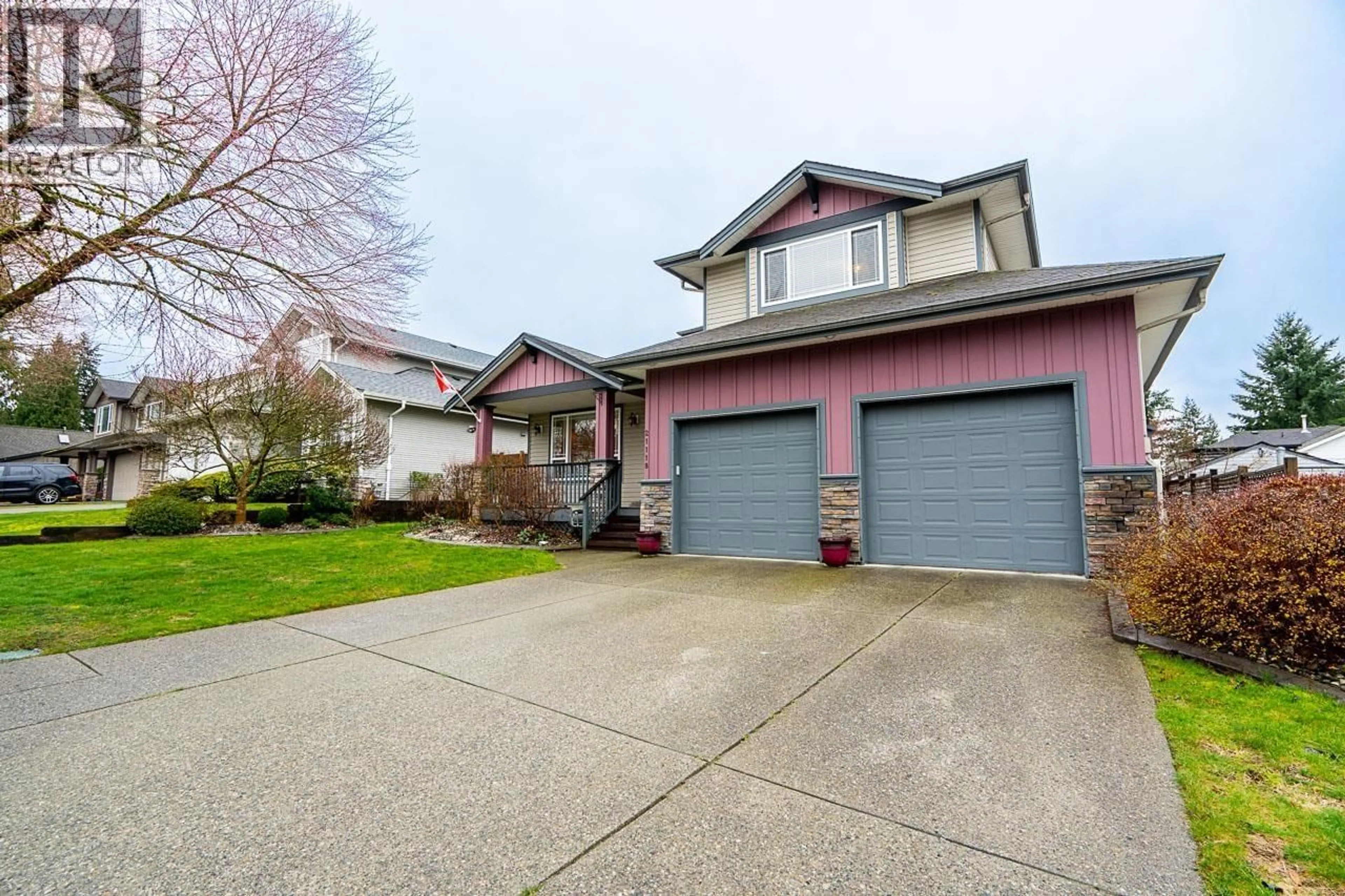 Home with vinyl exterior material, street for 21118 123 AVENUE, Maple Ridge British Columbia V2X4B4