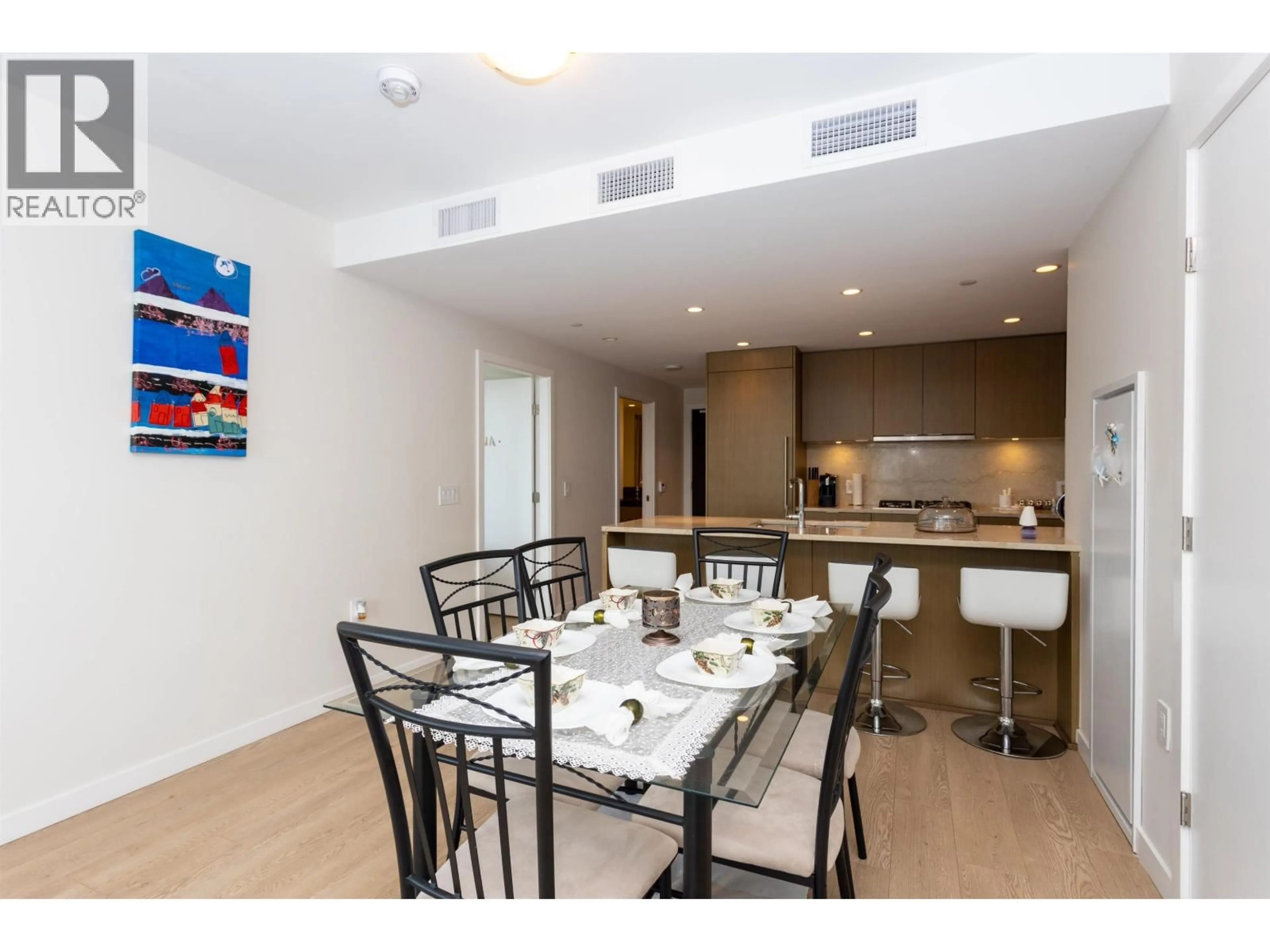 Dining room, unknown for 707 - 112 13TH STREET, North Vancouver British Columbia V7L0E4