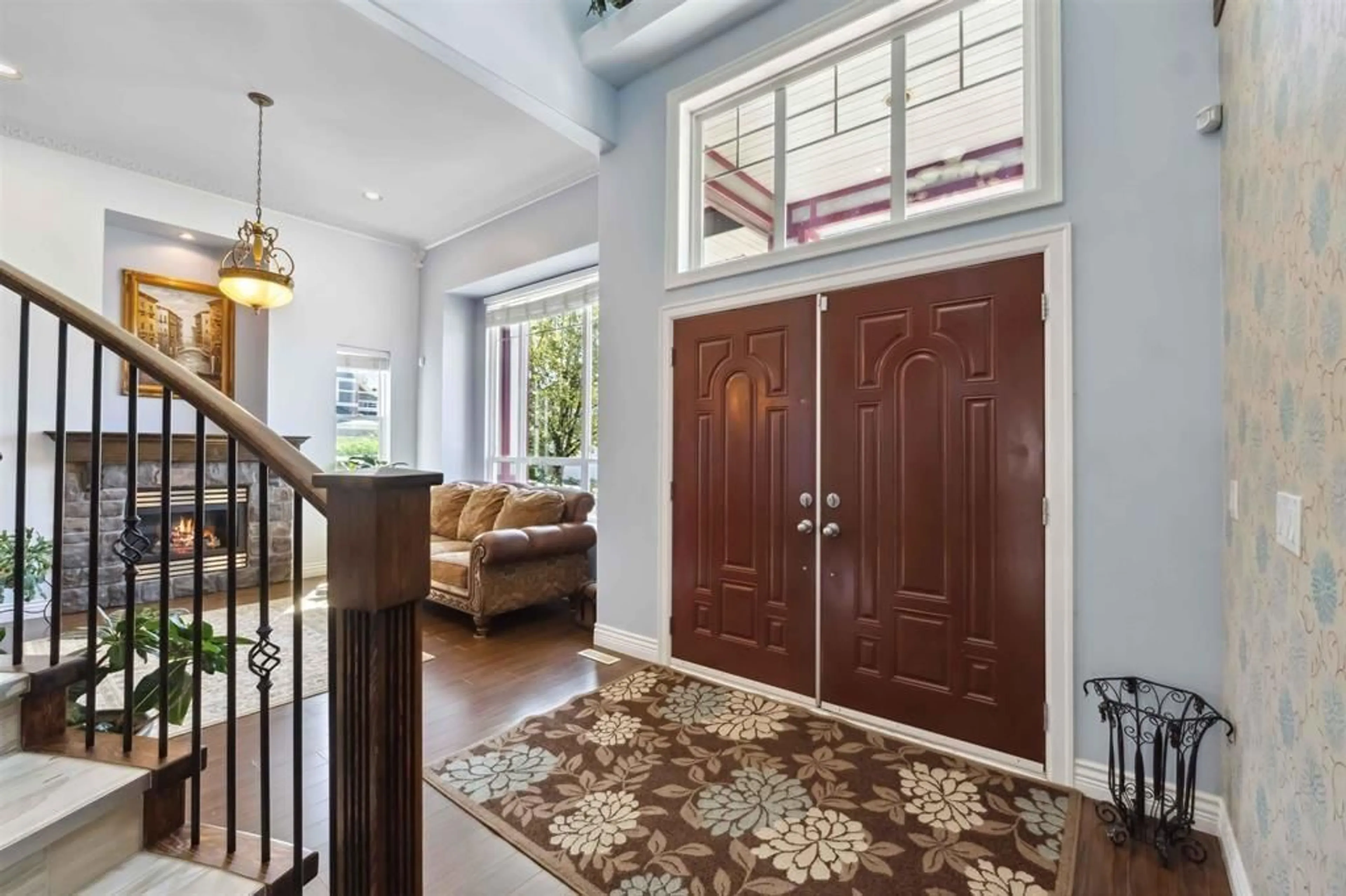 Indoor entryway for 19785 72A AVENUE, Langley British Columbia V2Y3H7