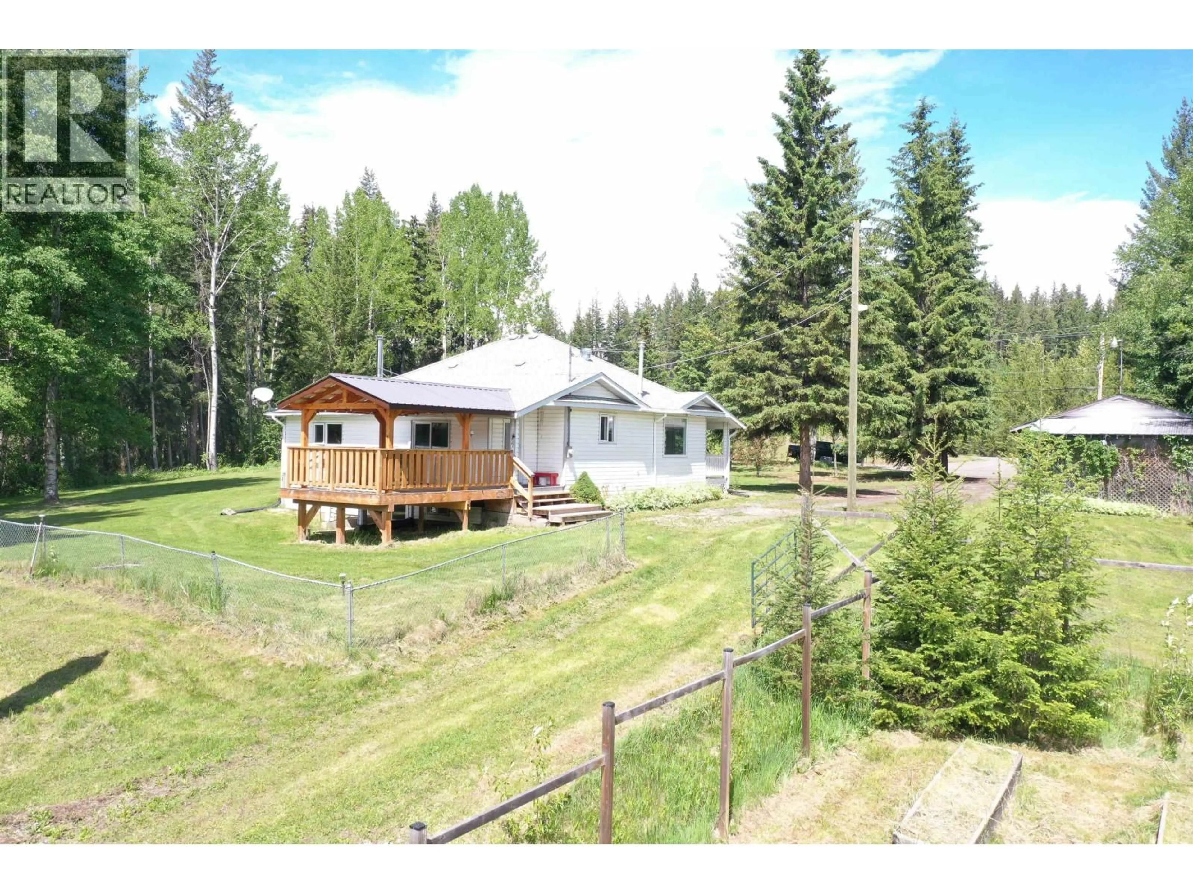 A pic from outside/outdoor area/front of a property/back of a property/a pic from drone, unknown for 2823 NAZKO ROAD, Quesnel British Columbia V2J7E5