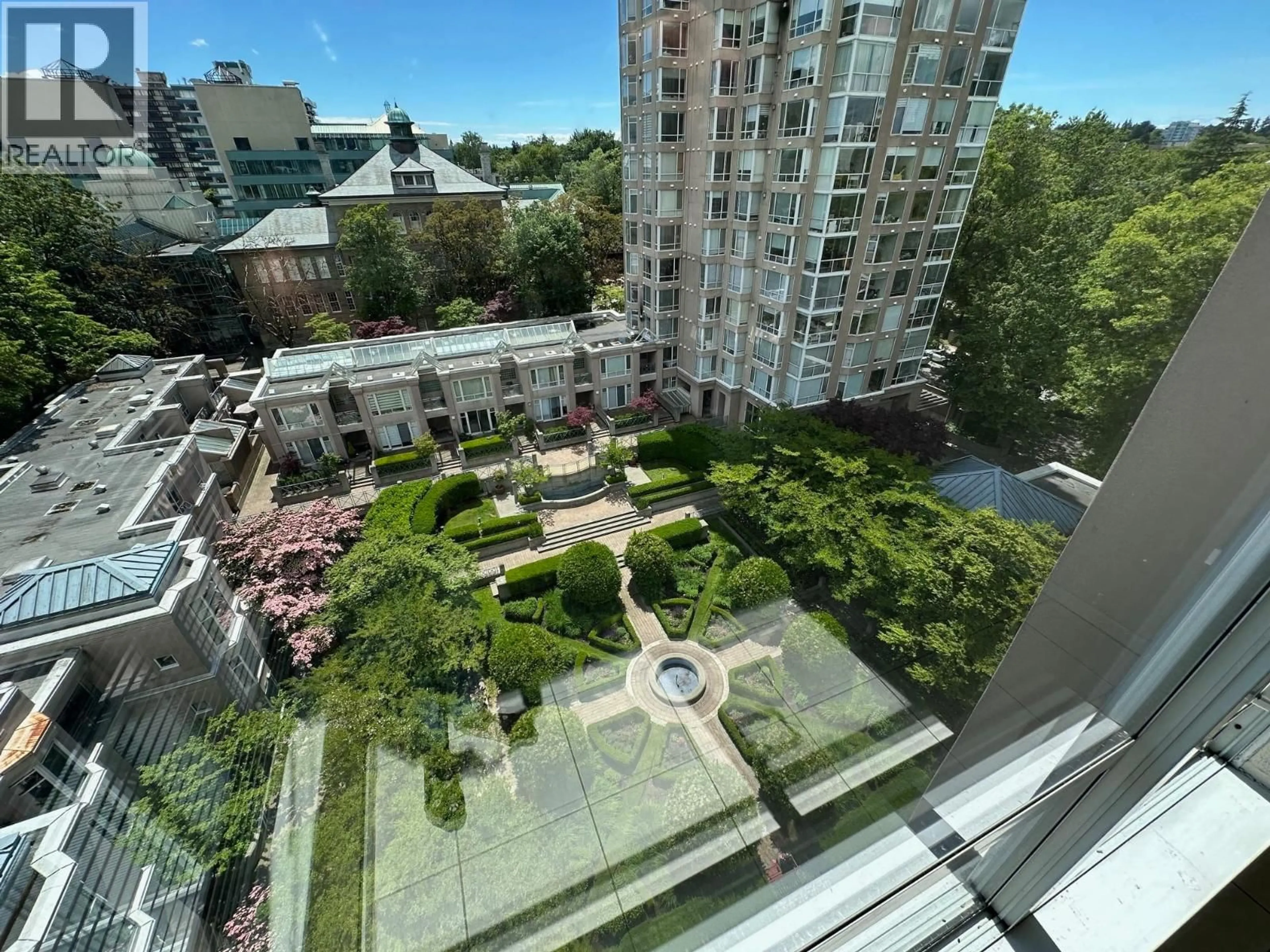 A pic from outside/outdoor area/front of a property/back of a property/a pic from drone, city buildings view from balcony for 904 - 2628 ASH STREET, Vancouver British Columbia V5Z4L2