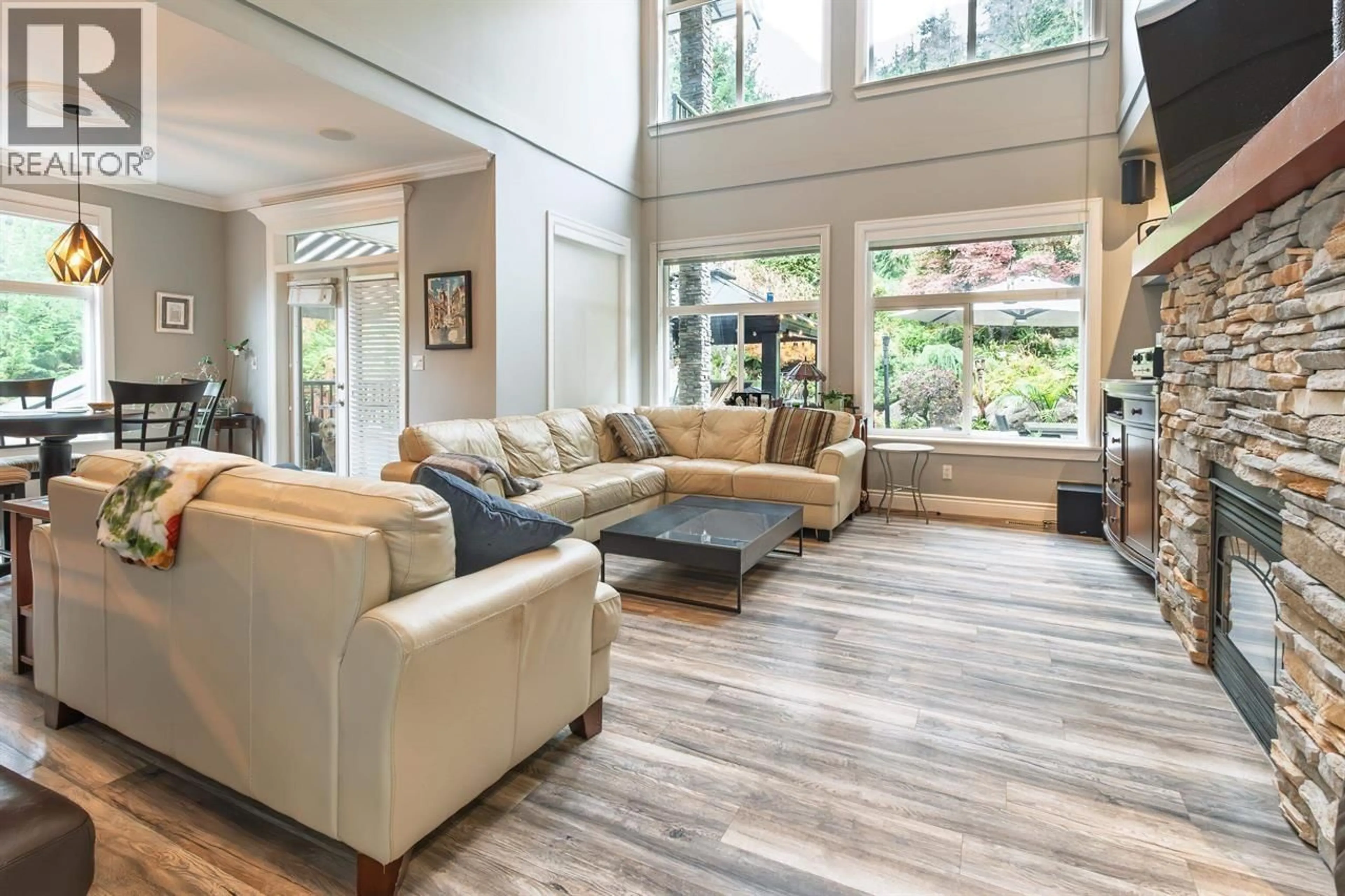Living room with furniture, unknown for 2915 FERN DRIVE, Port Moody British Columbia V3H4W9