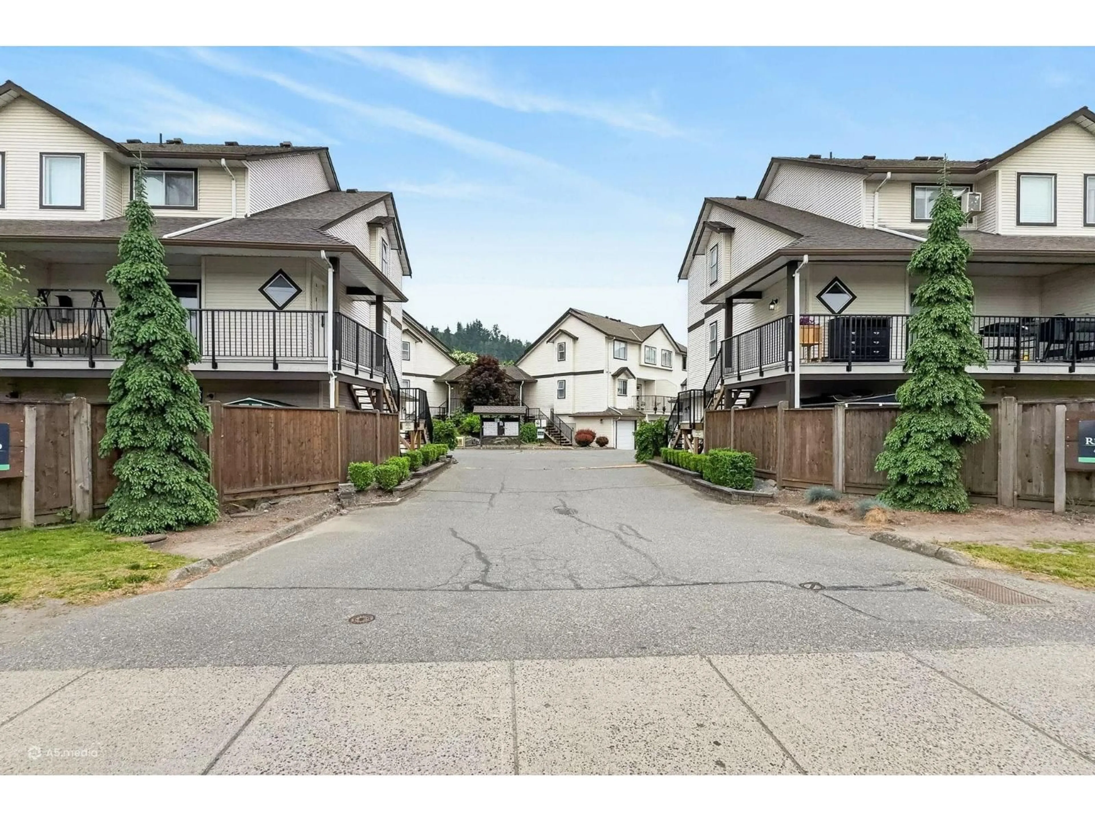 Unknown for 27 - 45740 THOMAS ROAD, Chilliwack British Columbia V2R3V9