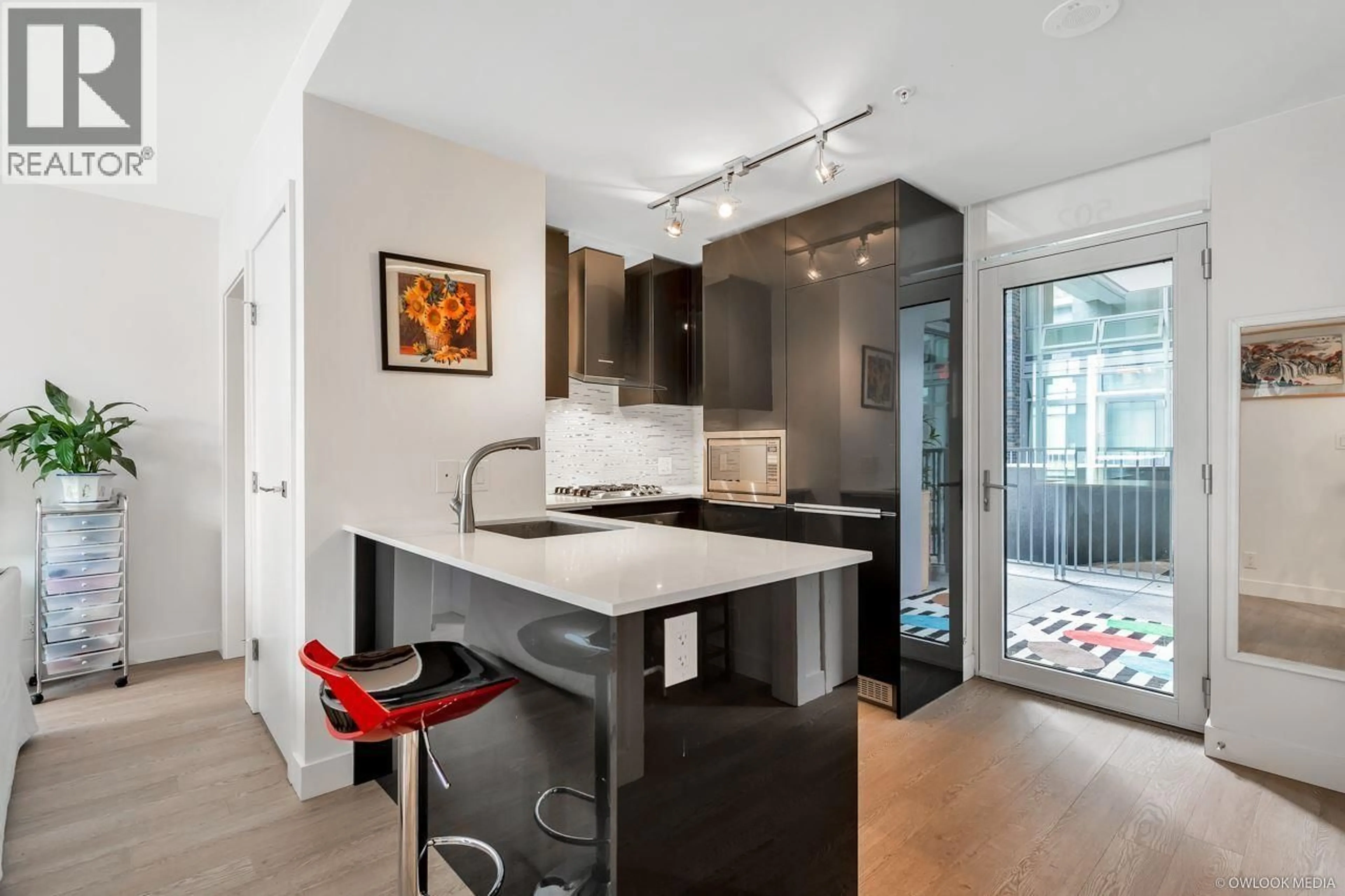 Open concept kitchen, unknown for 502 - 1283 HOWE STREET, Vancouver British Columbia V6Z0E3