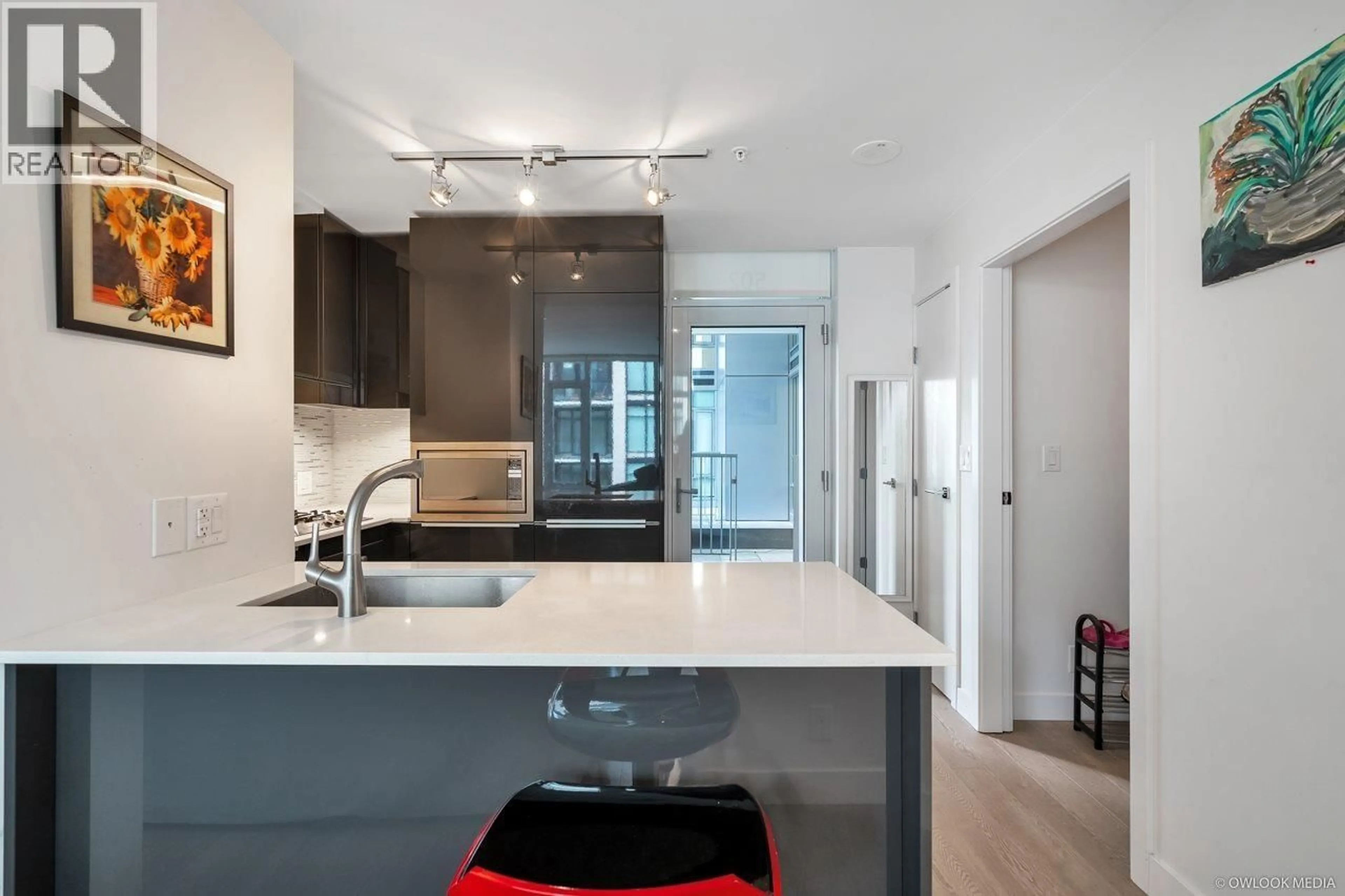 Open concept kitchen, unknown for 502 - 1283 HOWE STREET, Vancouver British Columbia V6Z0E3