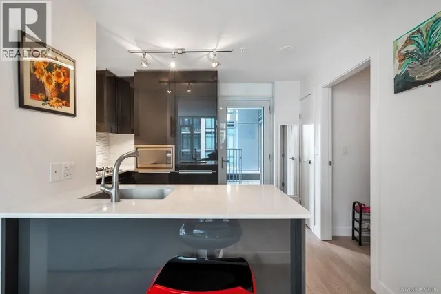 502 - 1283 HOWE STREET, Vancouver 4