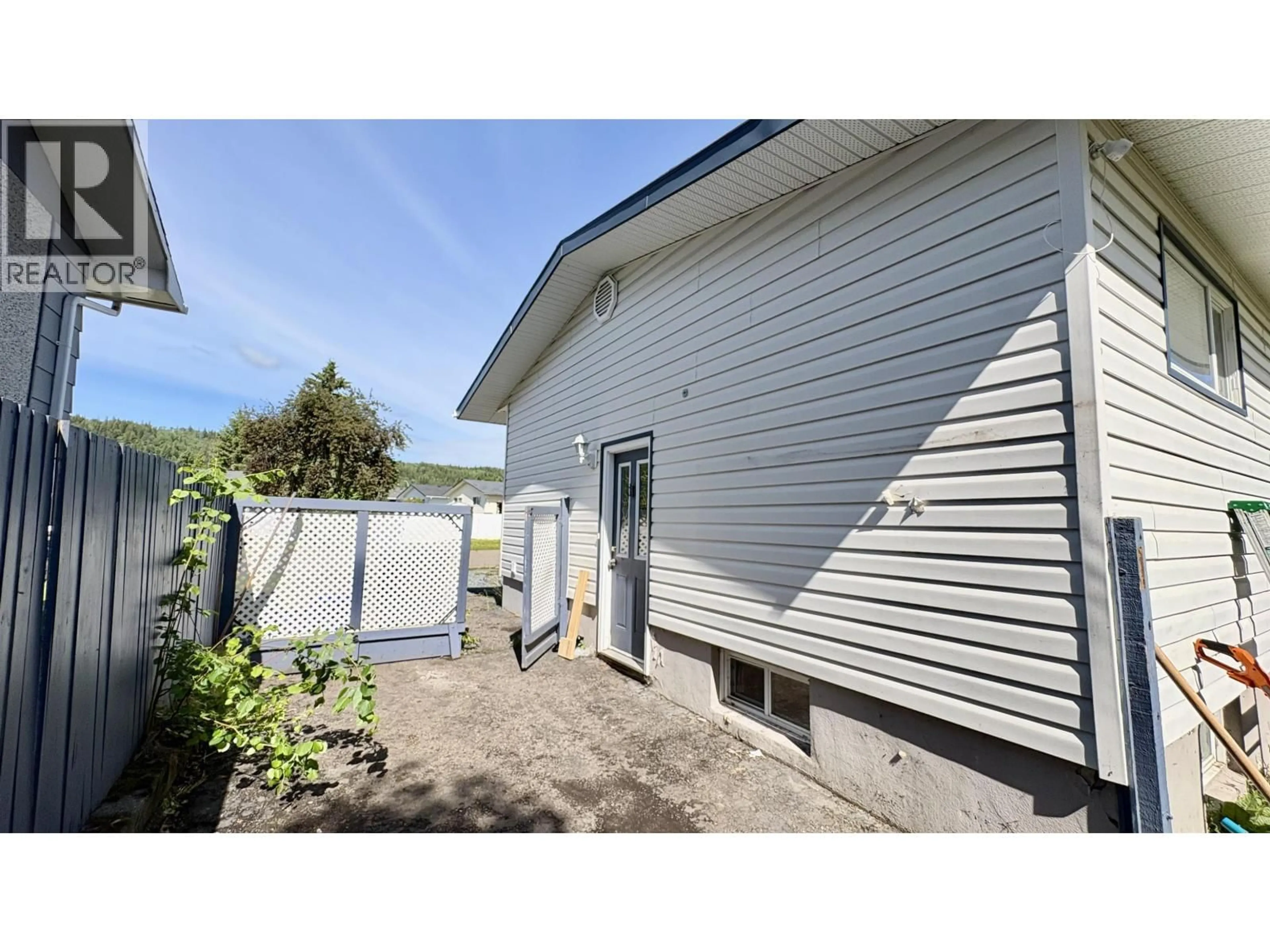 Unknown for 1298 GENEVIEVE CRESCENT, Prince George British Columbia V2M4K4