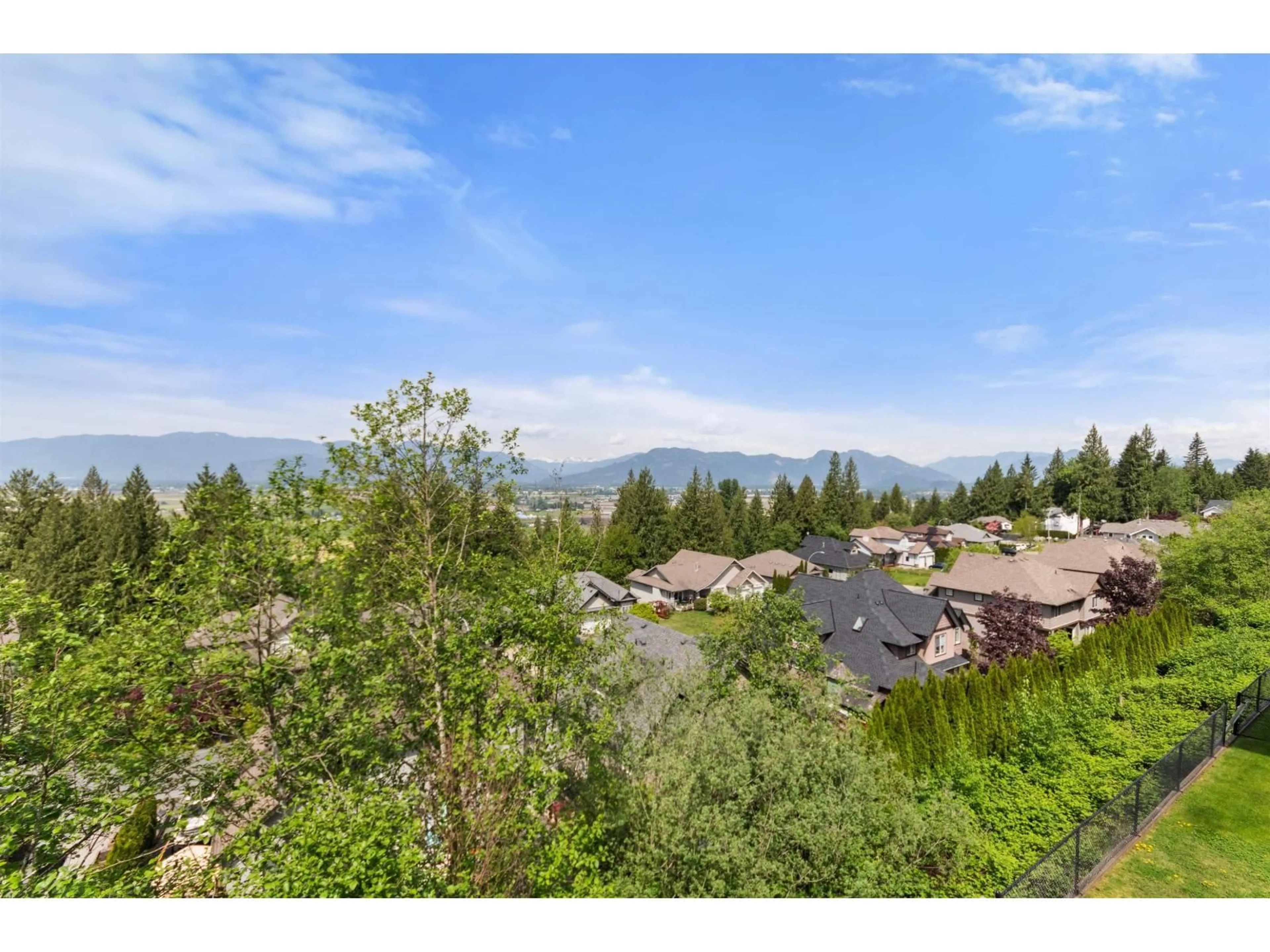 A pic from outside/outdoor area/front of a property/back of a property/a pic from drone, mountain view for 7319 MOUNT THURSTON DRIVE, Chilliwack British Columbia V4Z0A3