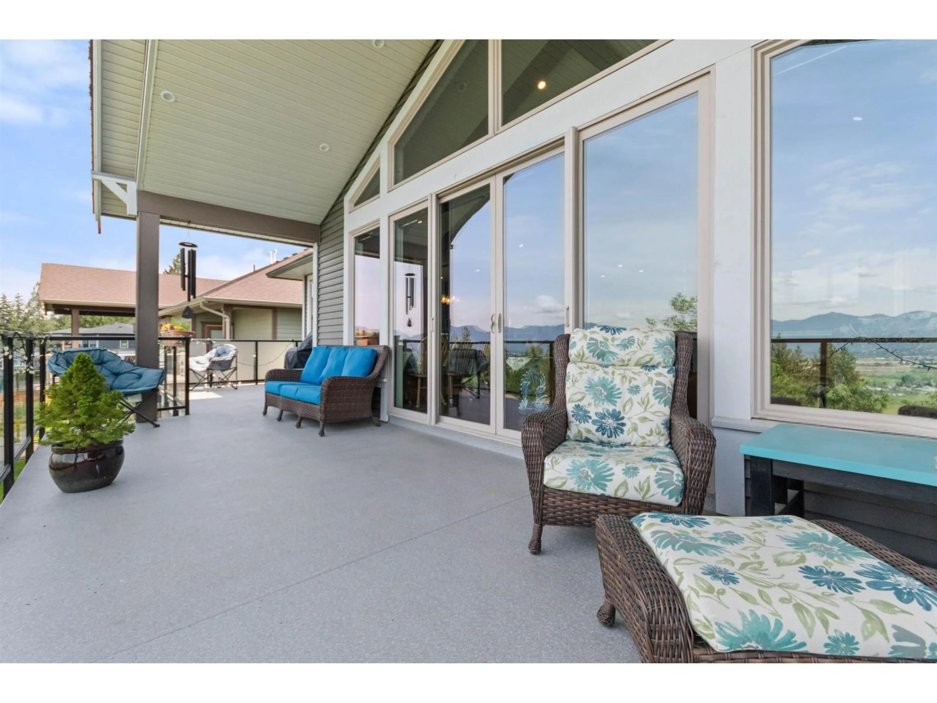 Patio, water/lake/river/ocean view for 7319 MOUNT THURSTON DRIVE, Chilliwack British Columbia V4Z0A3