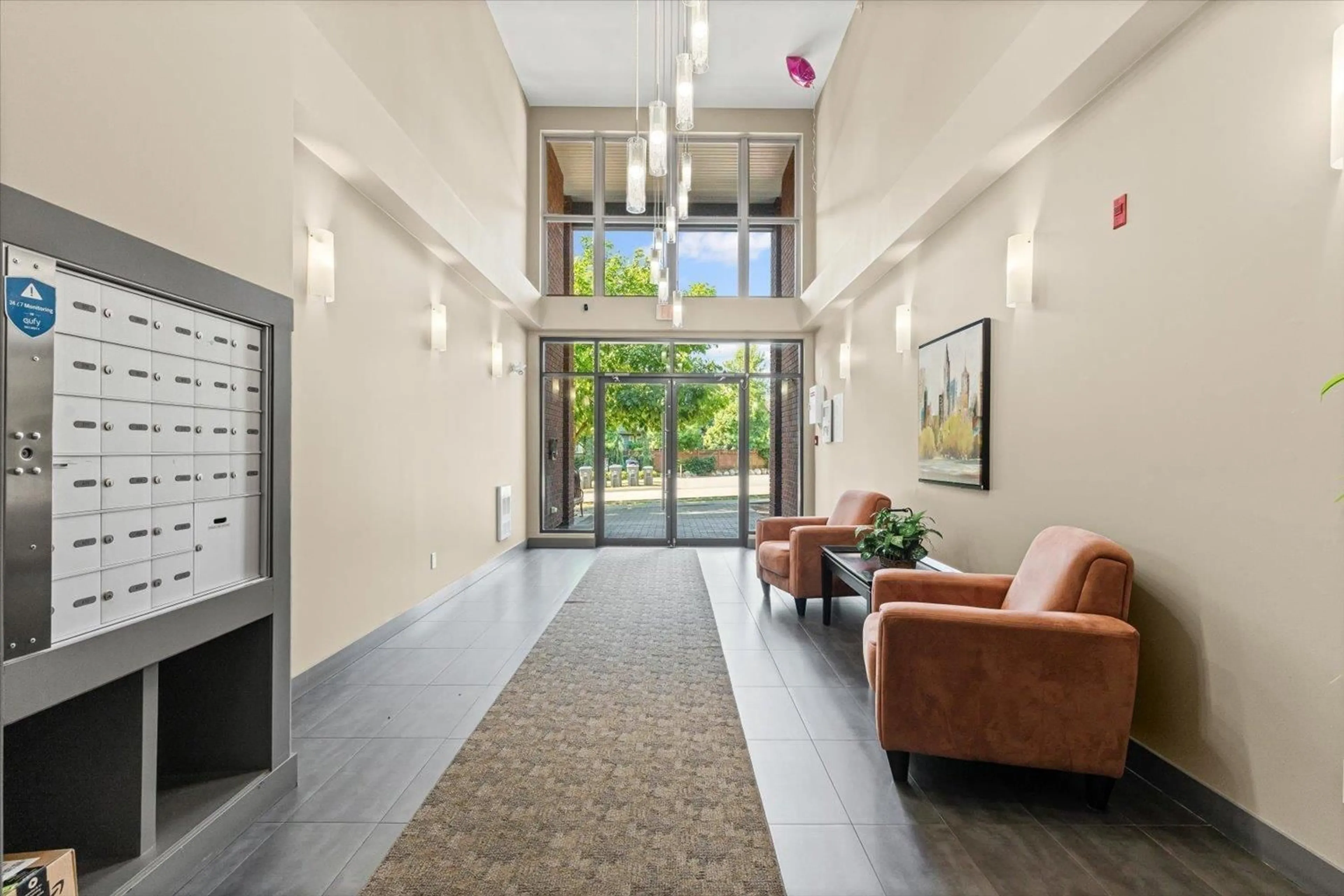 Indoor foyer for 202 - 19201 66A AVENUE, Surrey British Columbia V4N6N7