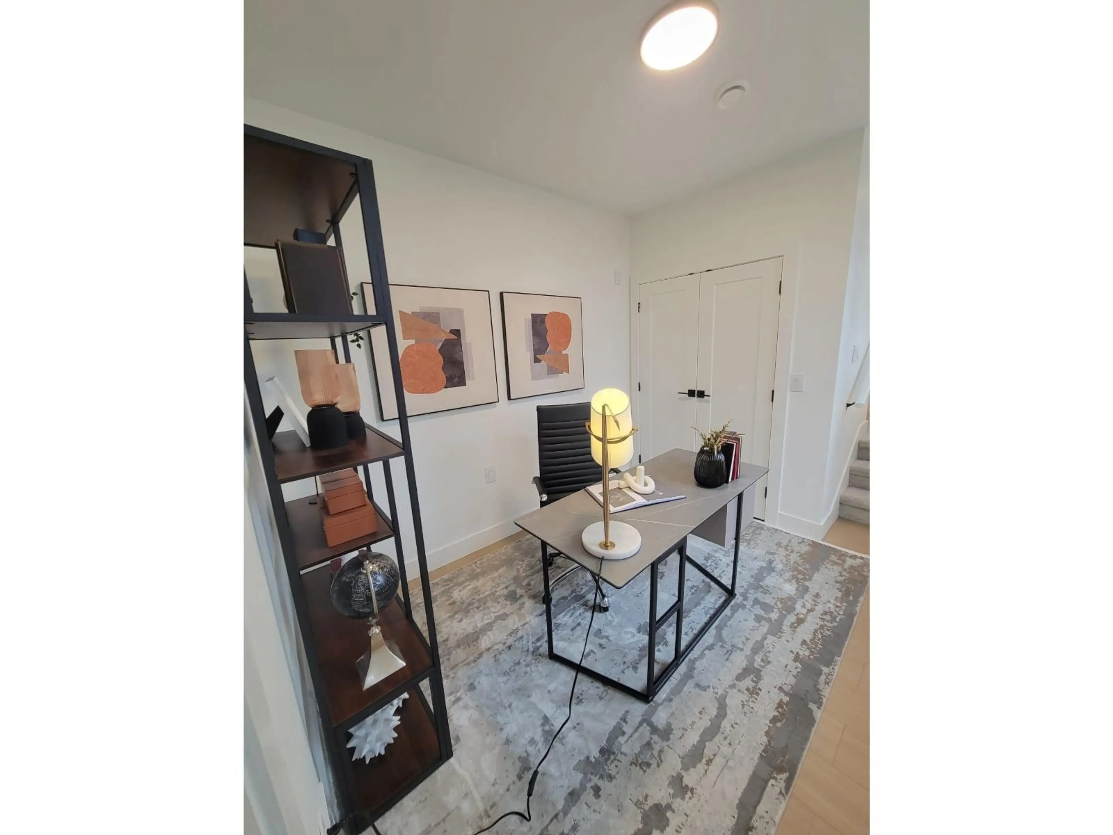 A pic of a room for 10 - 1641 KING CRESCENT, Abbotsford British Columbia V2S7M7