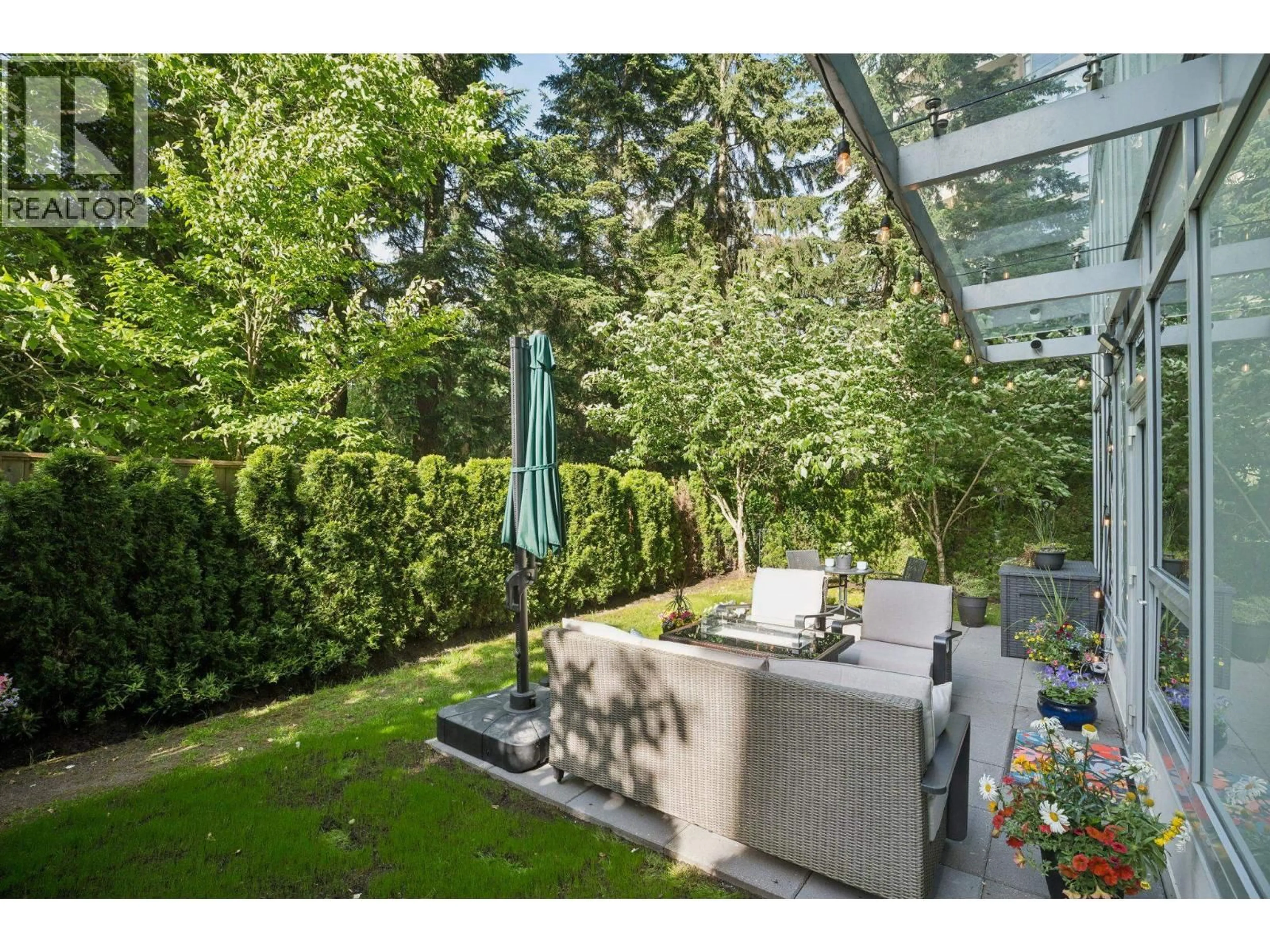 Patio, forest/trees view for 101 - 5883 BARKER AVENUE, Burnaby British Columbia V5H0G4