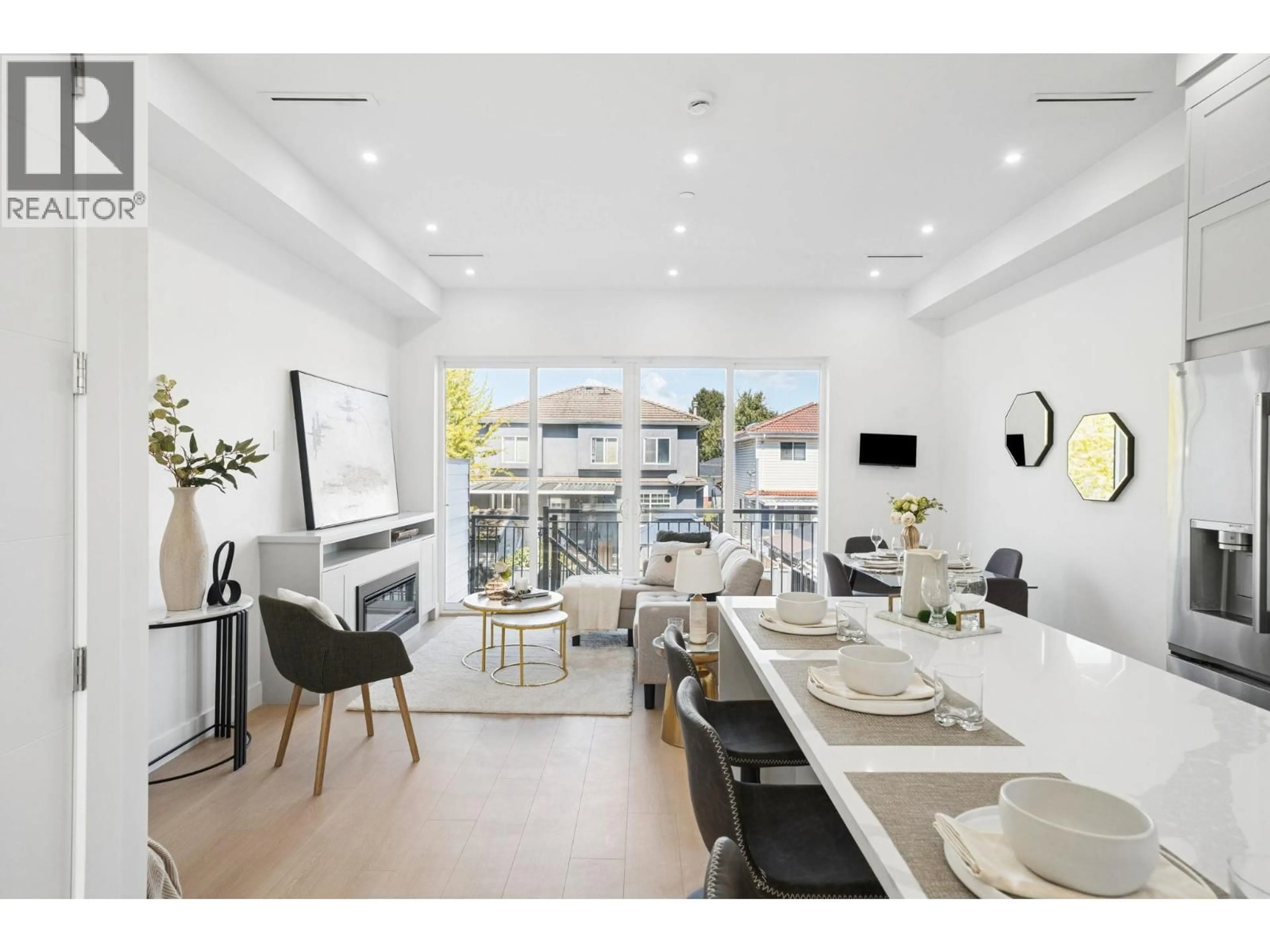 Open concept kitchen, unknown for 2 - 1005 55TH AVENUE, Vancouver British Columbia V5X1N8