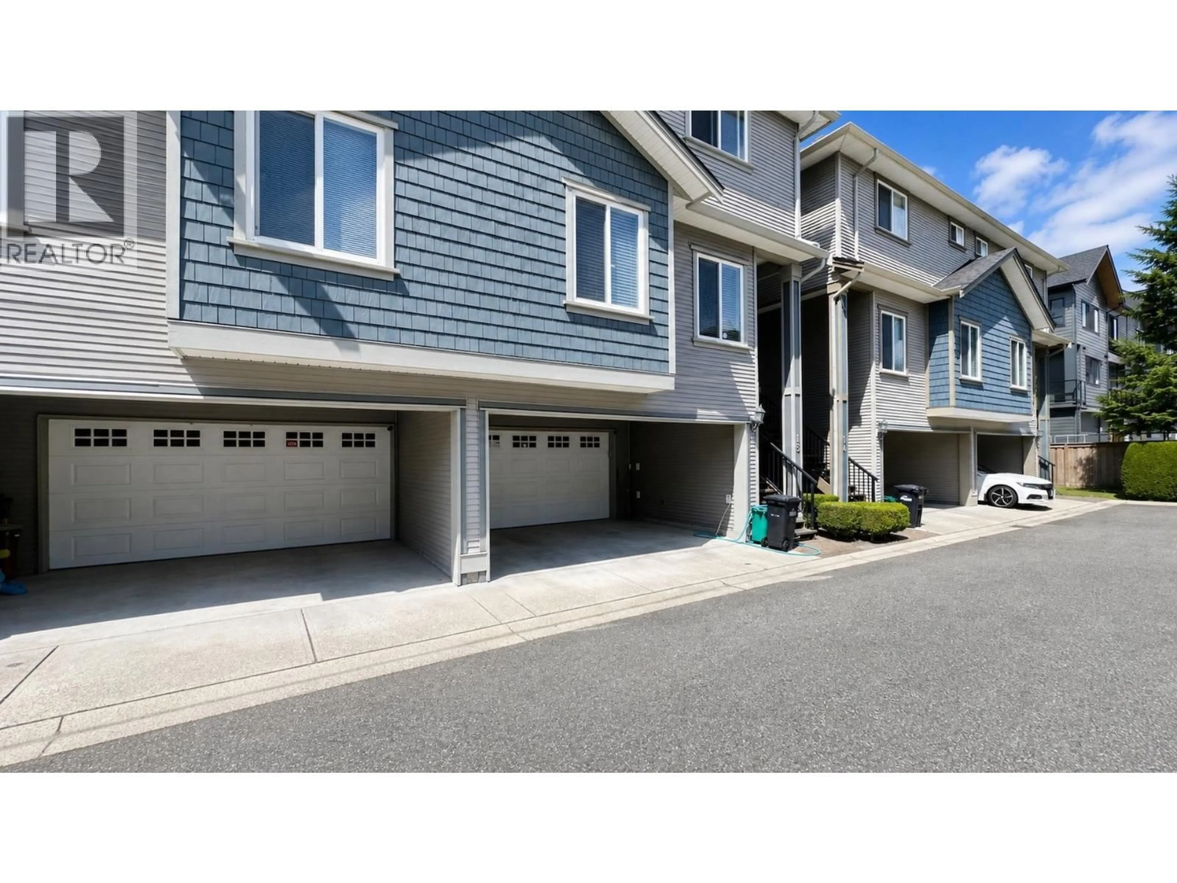 Home with vinyl exterior material, street for 15 - 10222 NO.1 ROAD, Richmond British Columbia V7E1S2