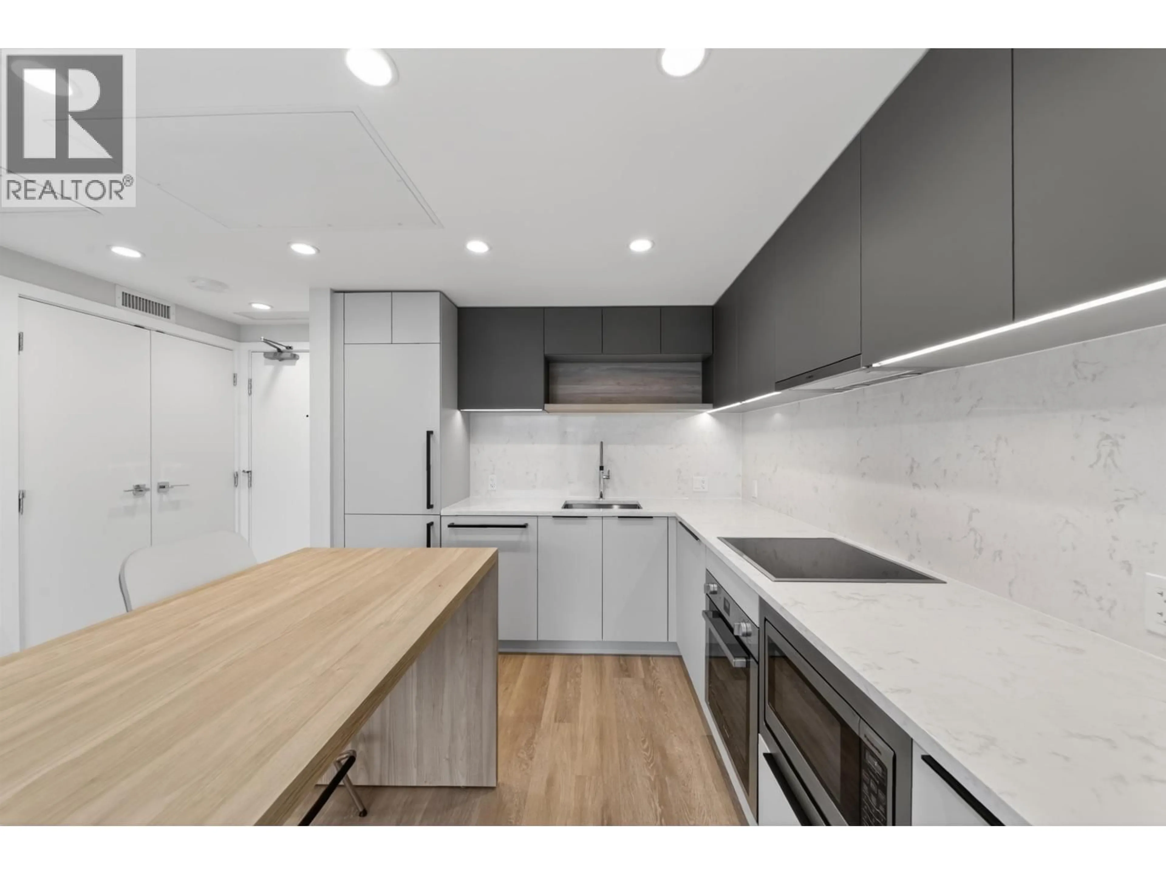 Standard kitchen, wood/laminate floor for 2108 - 567 EMERSON STREET, Coquitlam British Columbia V3J0M8