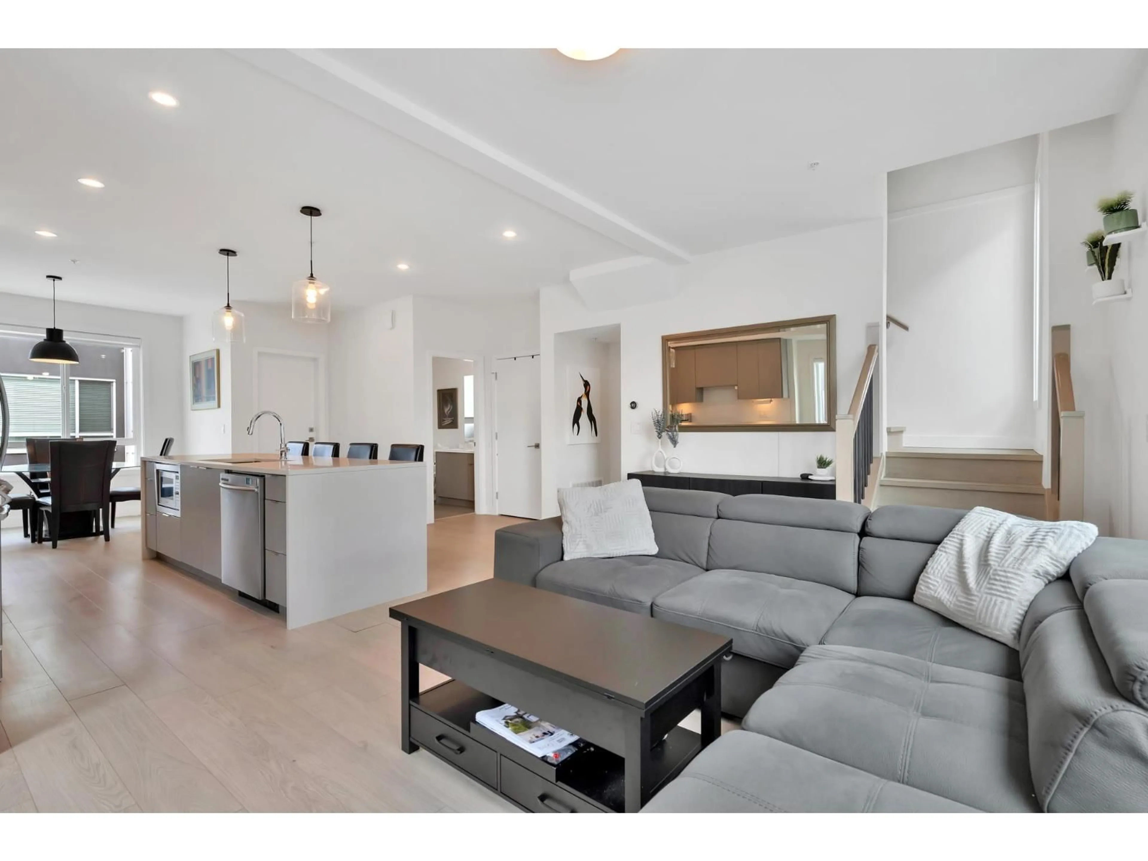 Open concept kitchen, unknown for 22 - 19628 55A AVENUE, Langley British Columbia V3A0M6