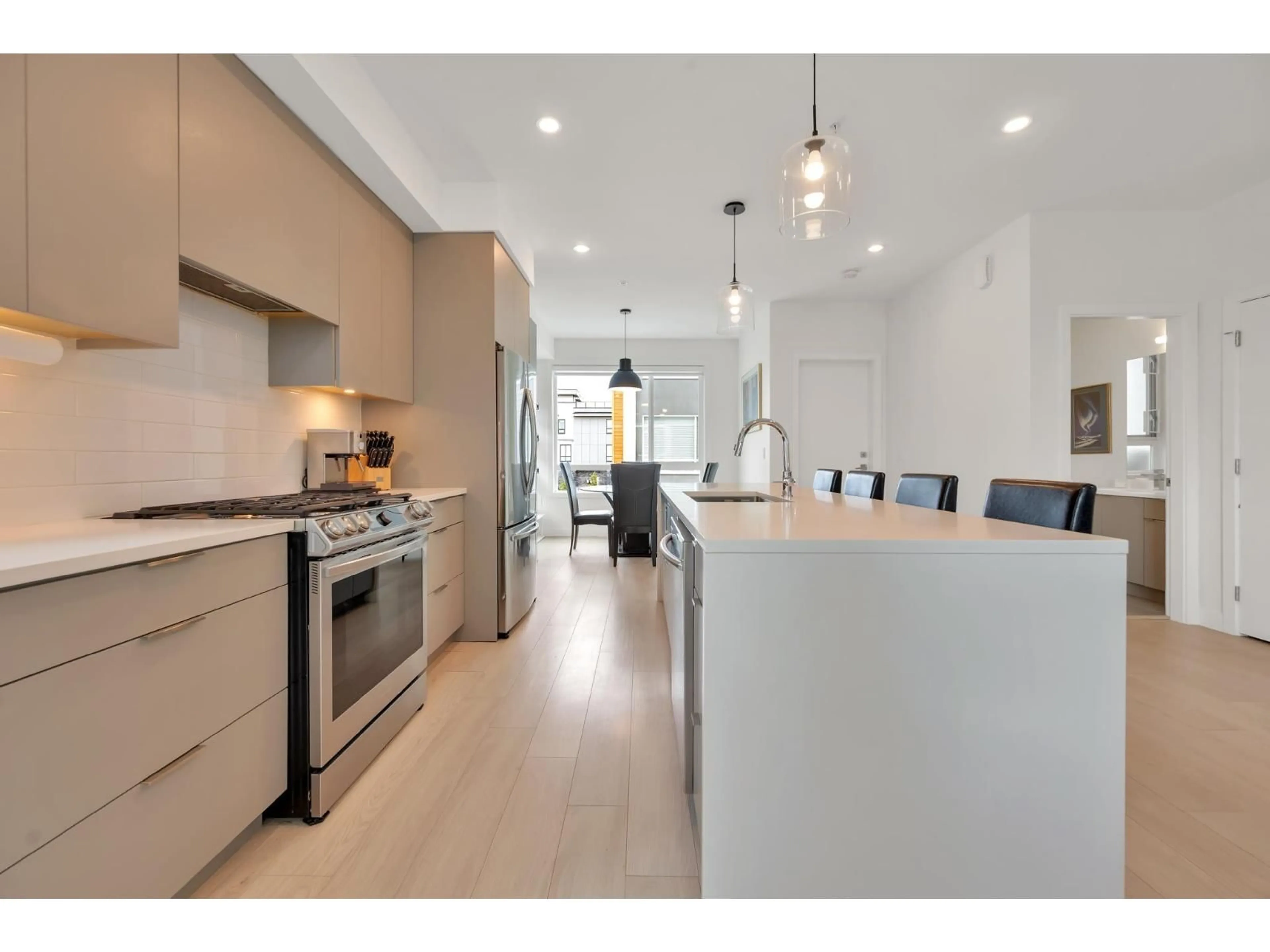 Open concept kitchen, unknown for 22 - 19628 55A AVENUE, Langley British Columbia V3A0M6