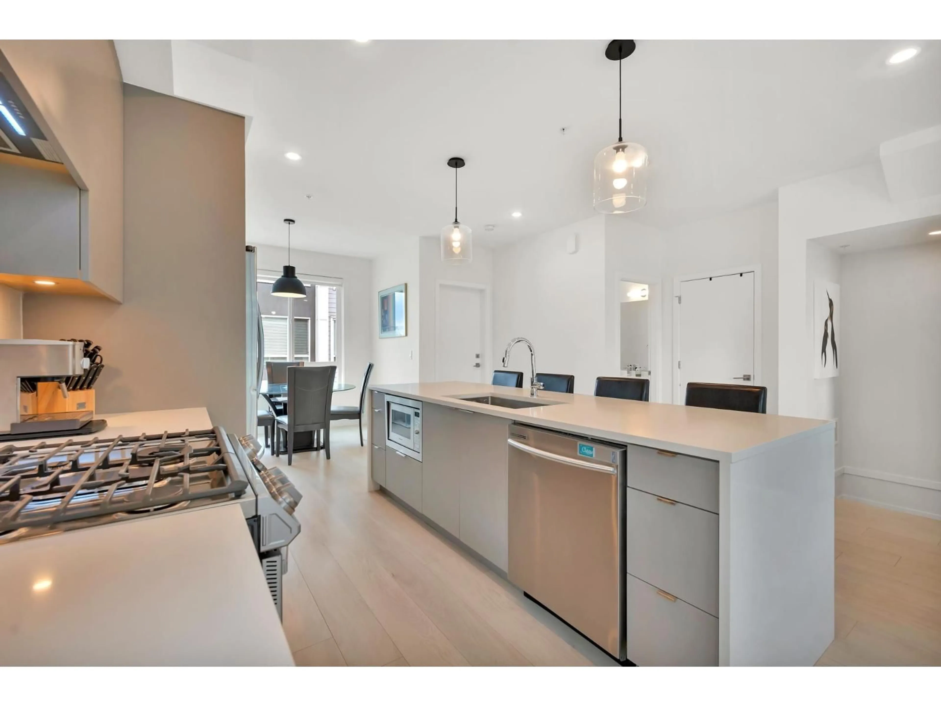 Open concept kitchen, unknown for 22 - 19628 55A AVENUE, Langley British Columbia V3A0M6