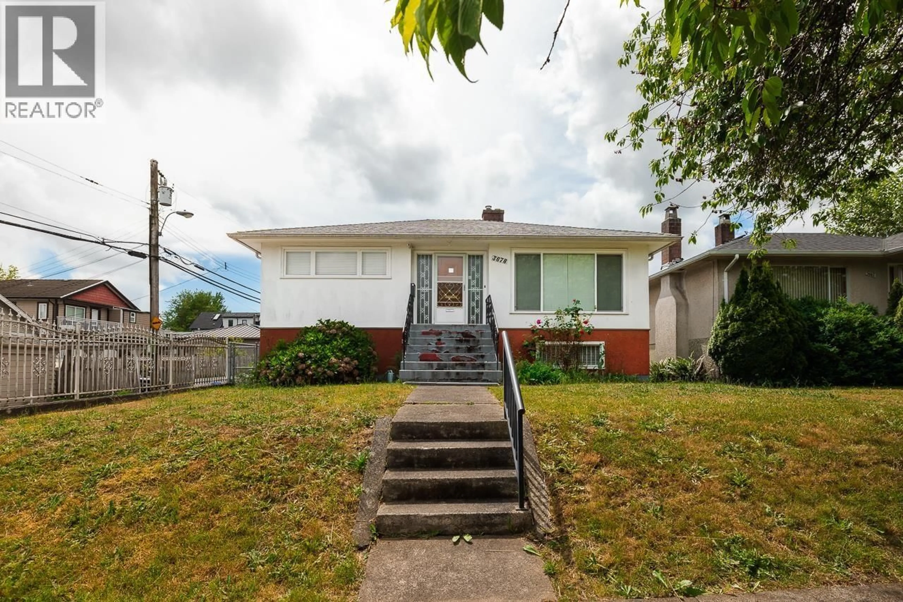 Unknown for 3678 25TH AVENUE, Vancouver British Columbia V5R1K5