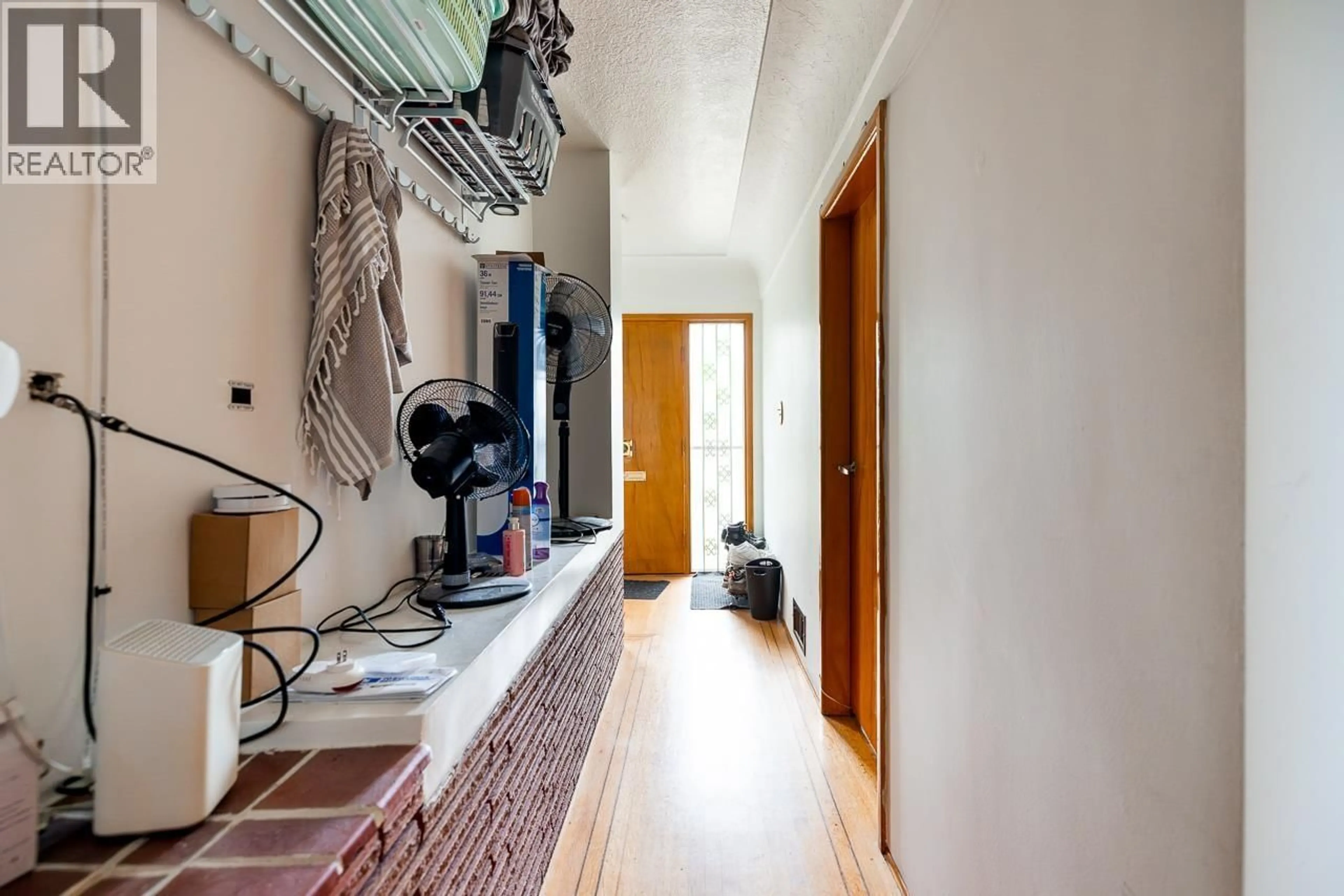 Indoor entryway for 3678 25TH AVENUE, Vancouver British Columbia V5R1K5