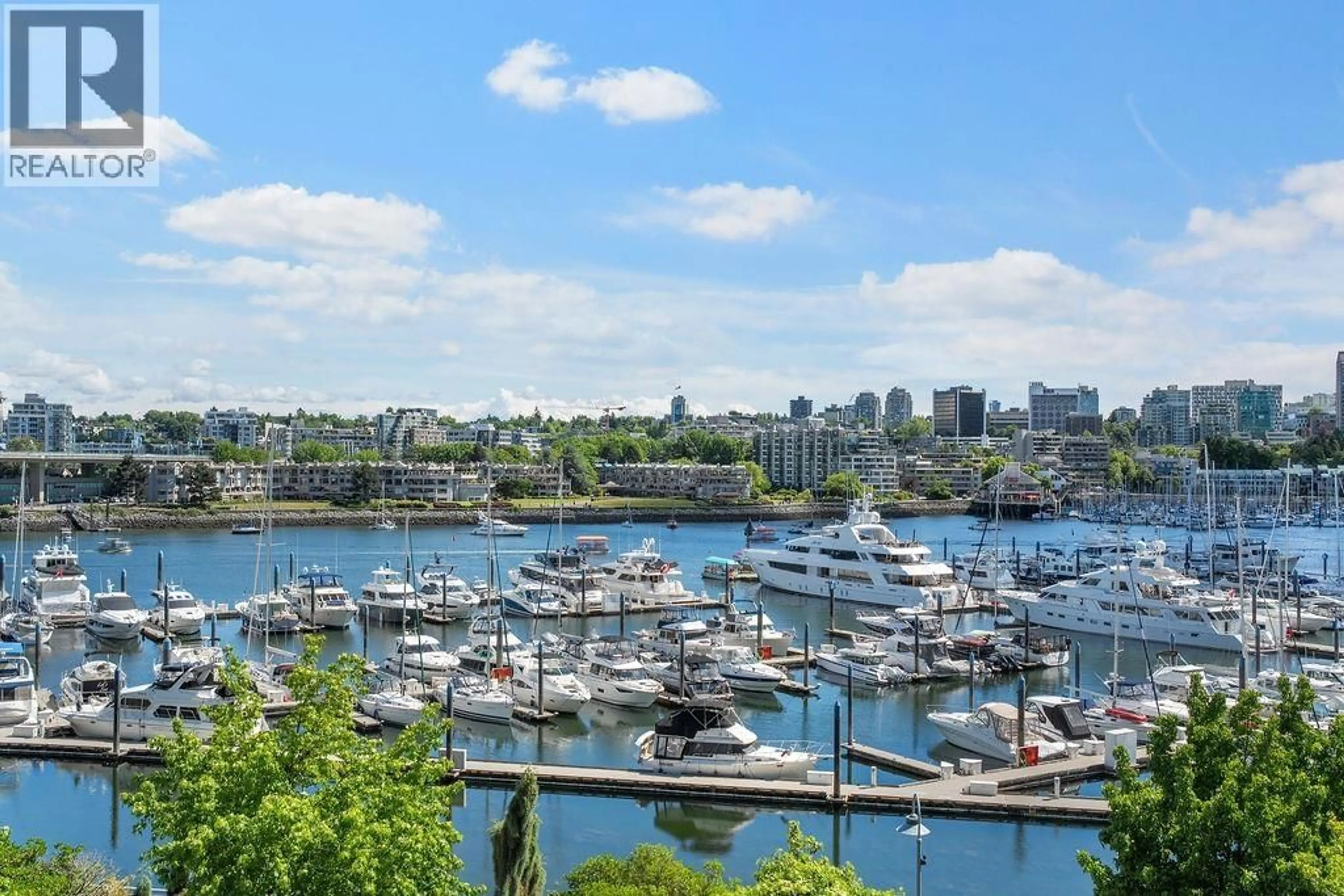 Unknown for 501 - 1099 MARINASIDE CRESCENT, Vancouver British Columbia V6Z2Z3