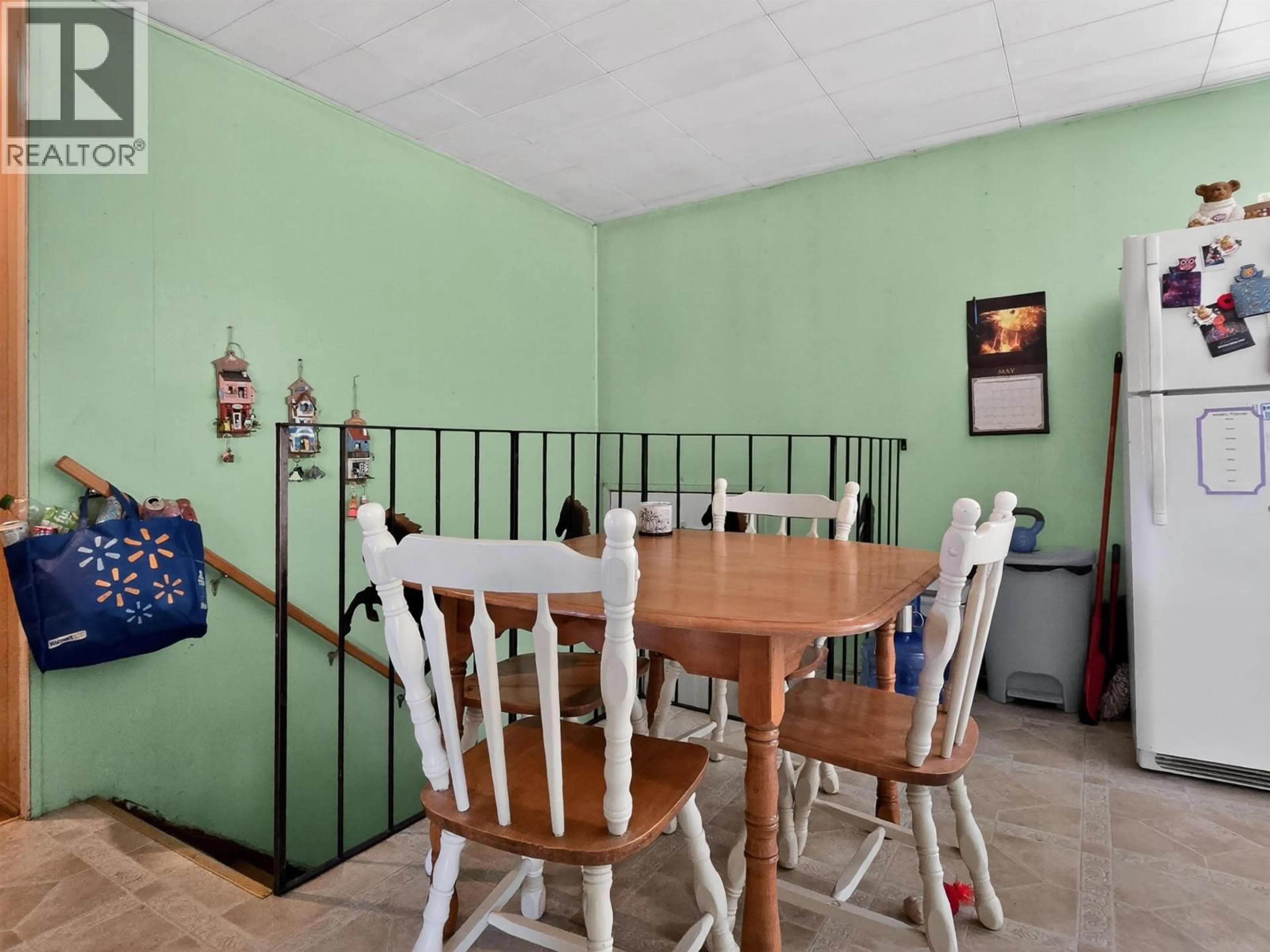 Dining room, unknown for 6693 HYRA ROAD, 100 Mile House British Columbia V0K2E2
