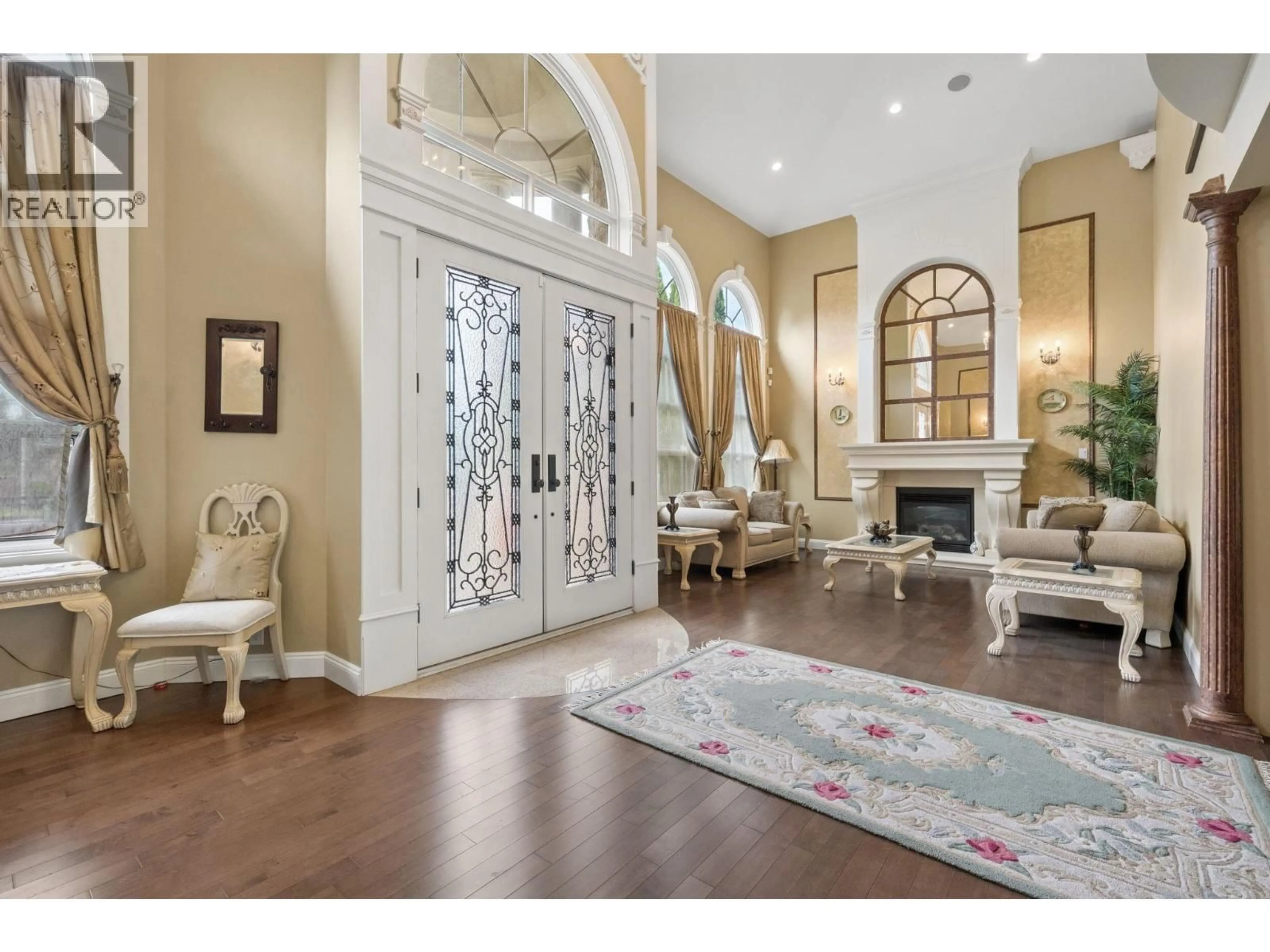 Indoor entryway for 3711 ULLSMORE AVENUE, Richmond British Columbia V7C1S3