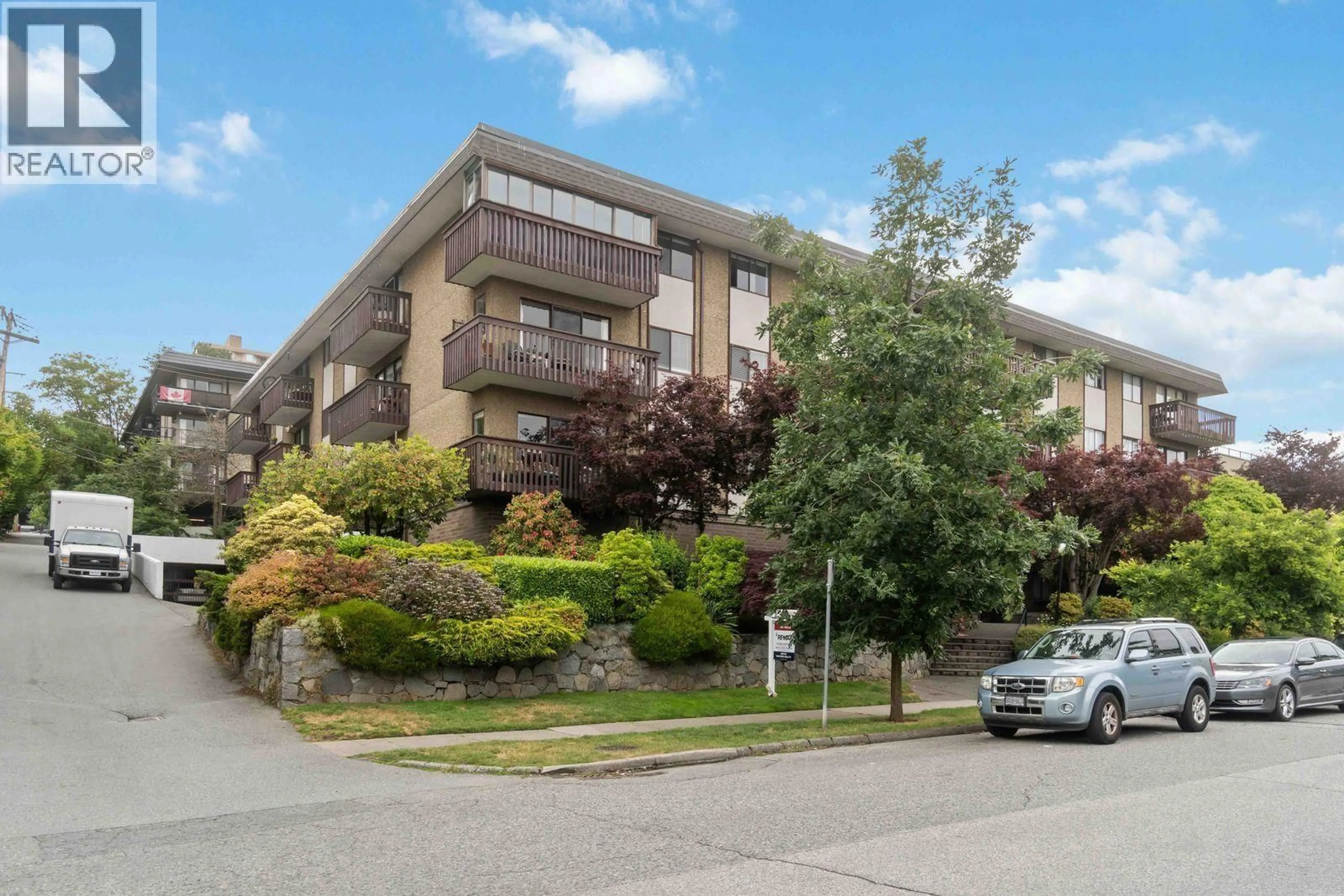 Unknown for 301 - 120 4TH STREET, North Vancouver British Columbia V7L1H6