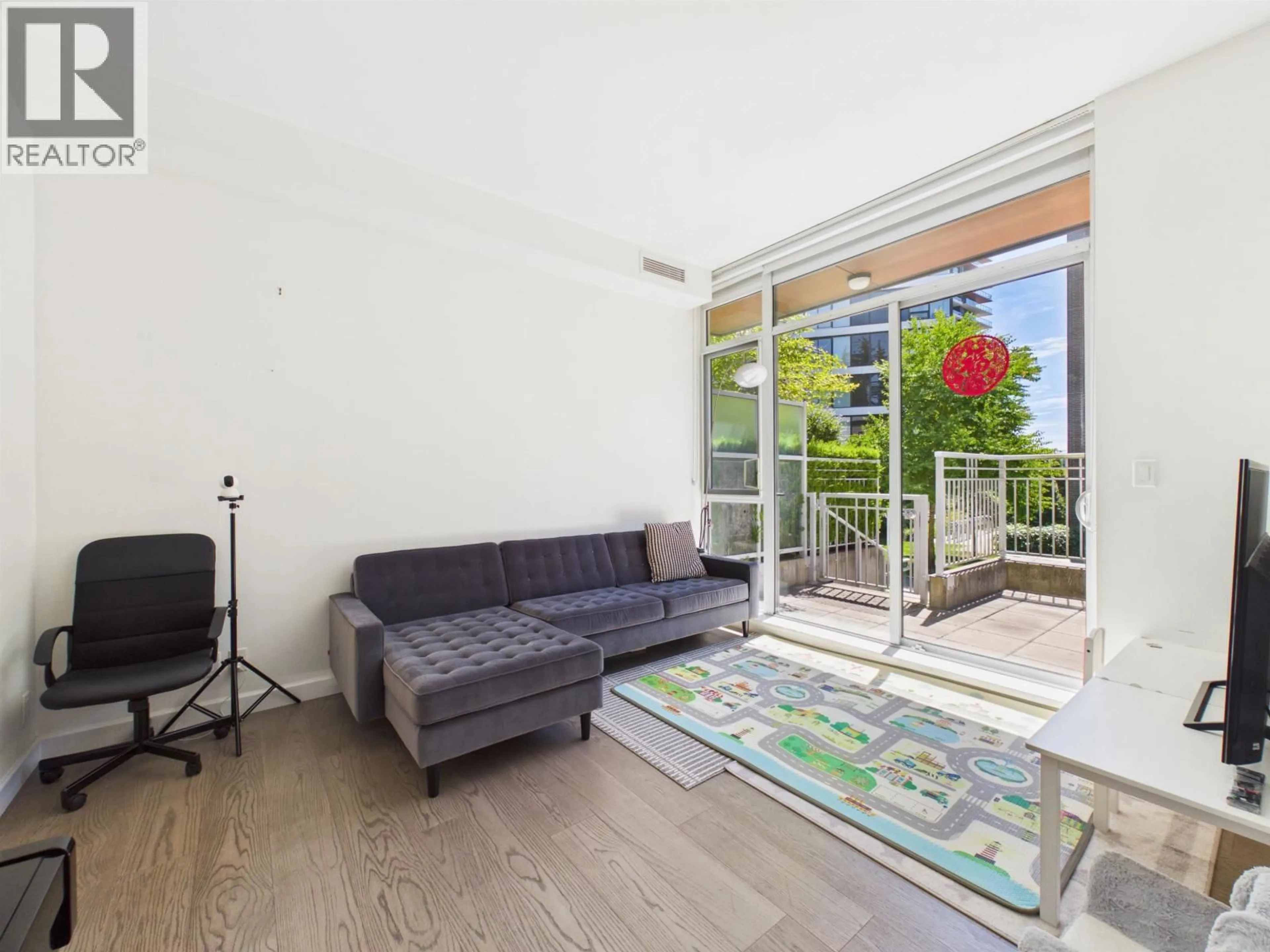 Living room with furniture, unknown for TH4 - 3355 BINNING ROAD, Vancouver British Columbia V6S0J1