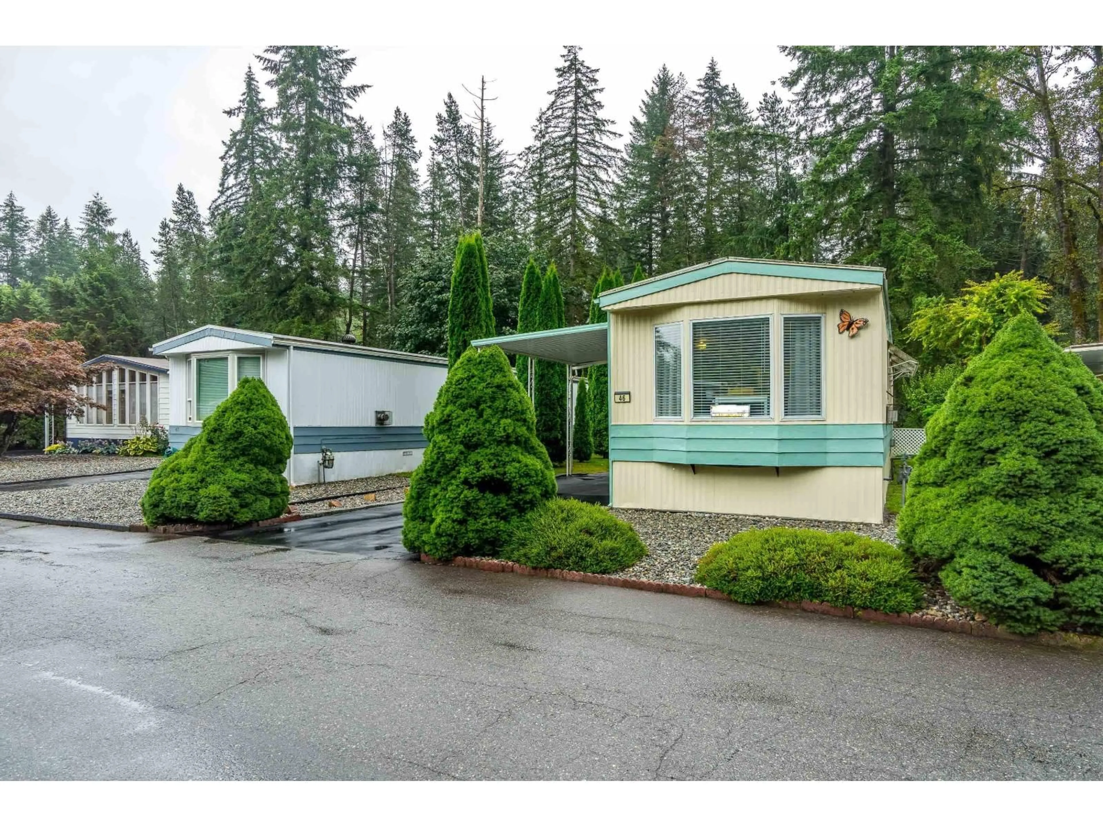 Home with vinyl exterior material, street for 46 - 2305 200 STREET, Langley British Columbia V2Z1Z2
