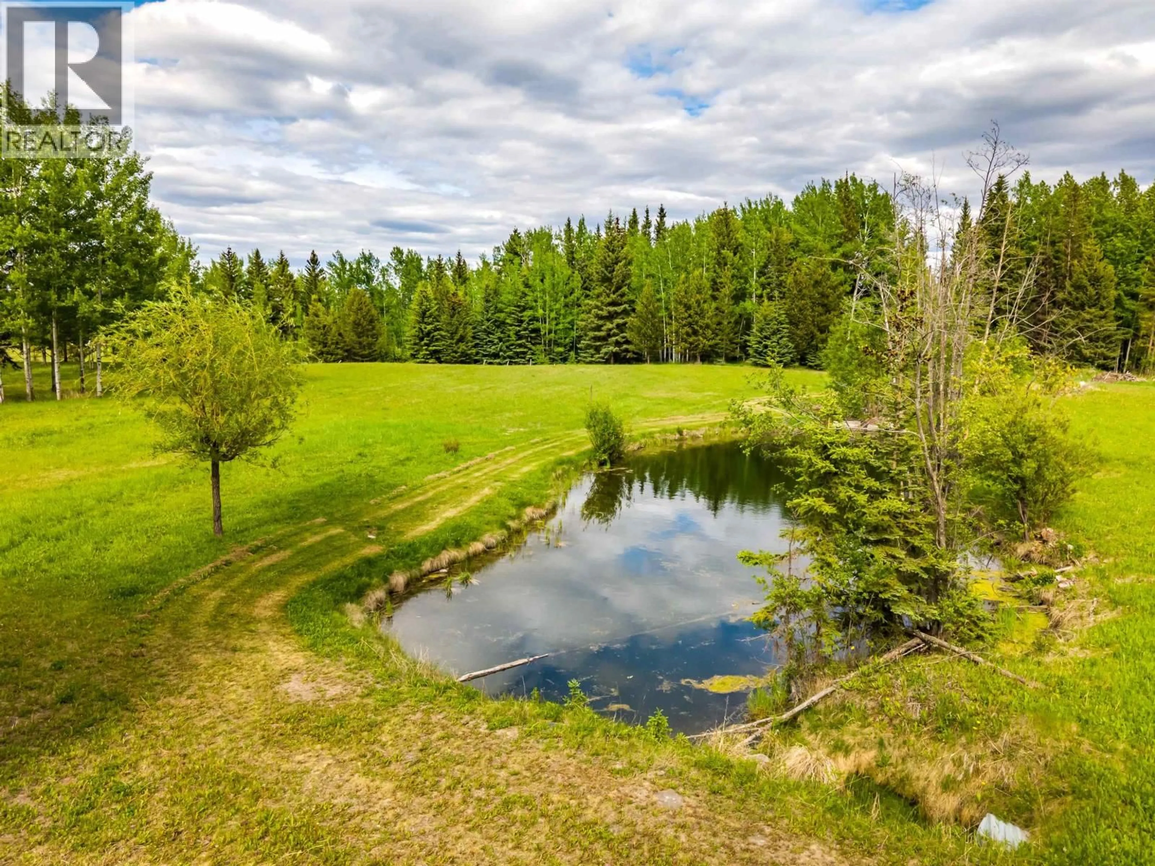 A pic from outside/outdoor area/front of a property/back of a property/a pic from drone, water/lake/river/ocean view for 6210 LONE BUTTE HORSE LAKE ROAD, Lone Butte British Columbia V0K1X3