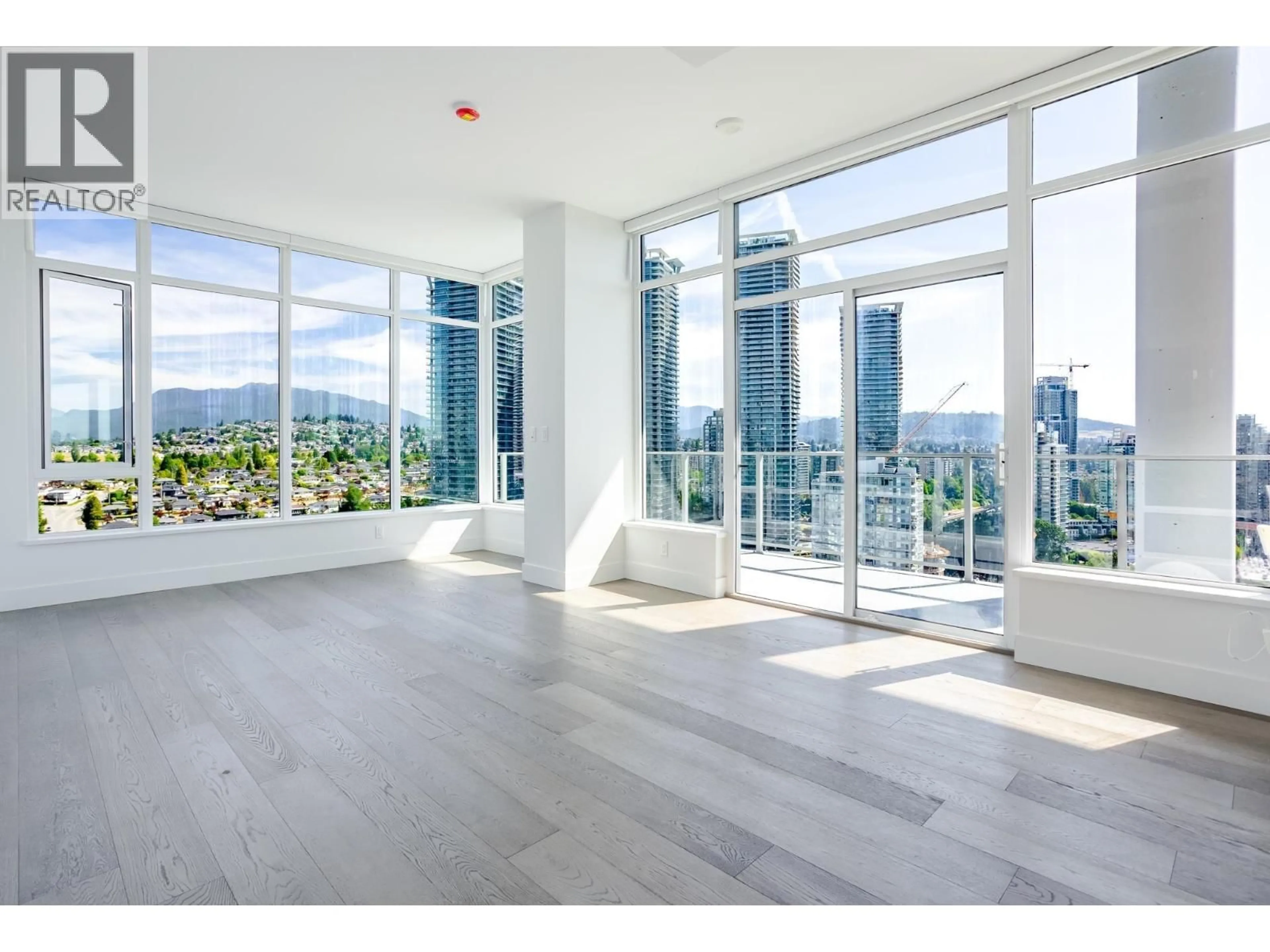 Unknown for 2702 - 2351 BETA AVENUE, Burnaby British Columbia V5C0M2