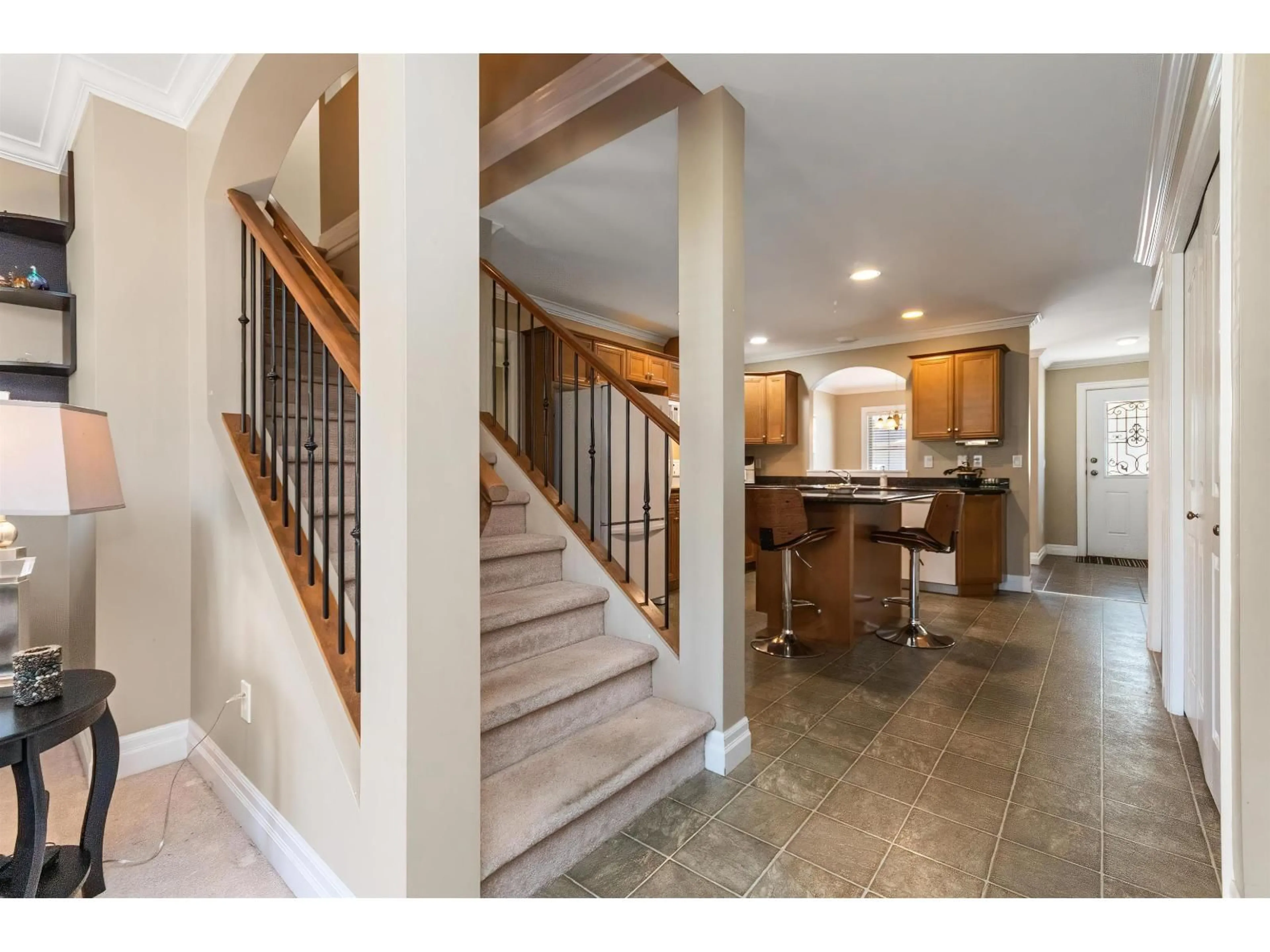 Indoor entryway for 35 - 6449 BLACKWOOD LANE, Chilliwack British Columbia V2R5X5